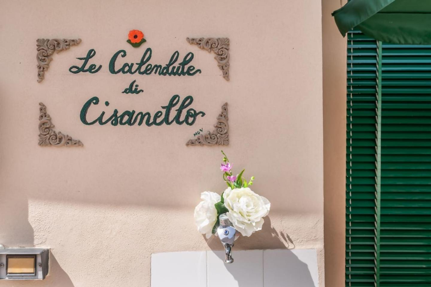 Lh Le Calendule Di Cisanello Vakantiehuis *