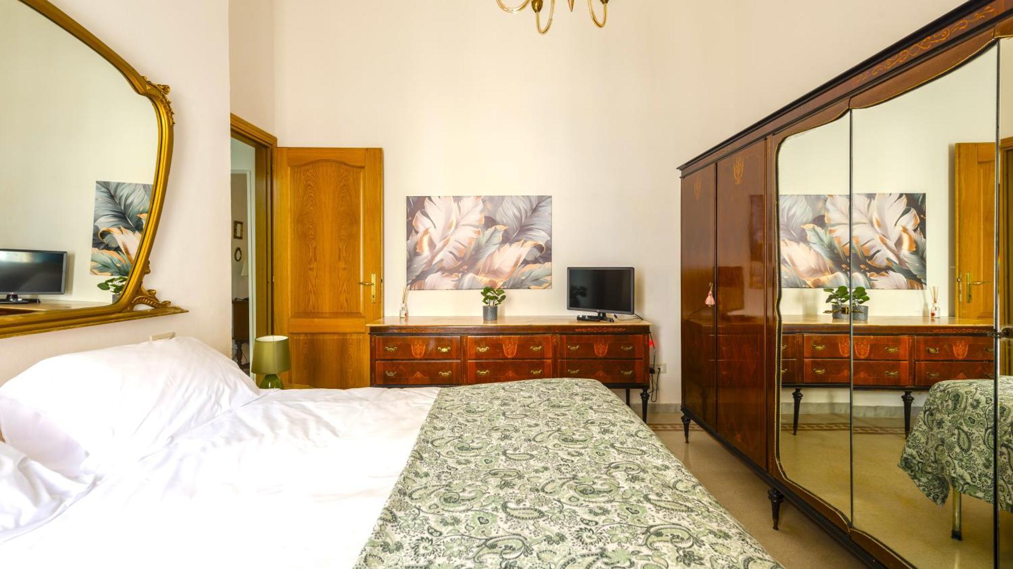 Hostly-la Casa Di Marta-two Steps From The Tower Apartamento *