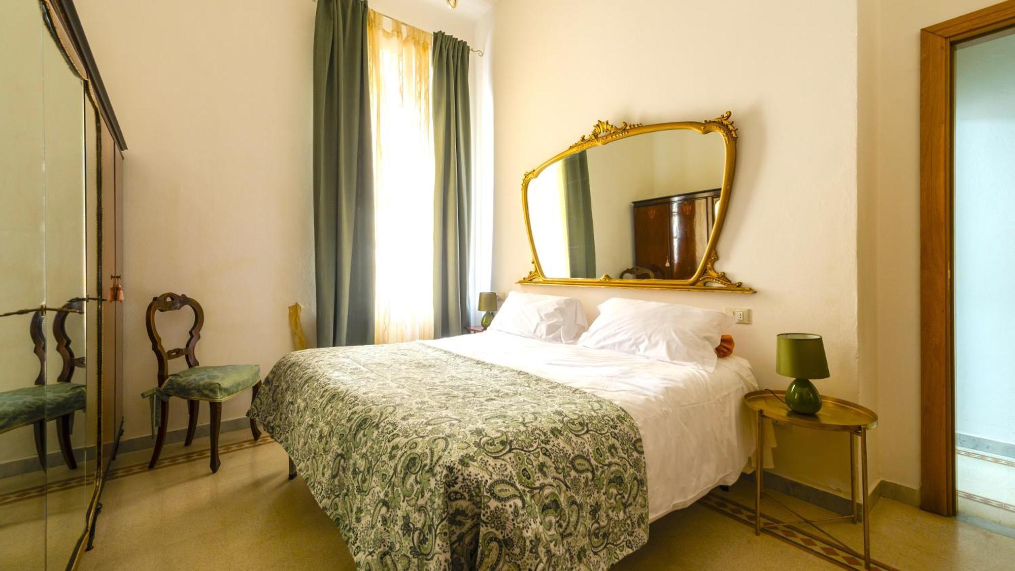 Hostly-la Casa Di Marta-two Steps From The Tower Pisa