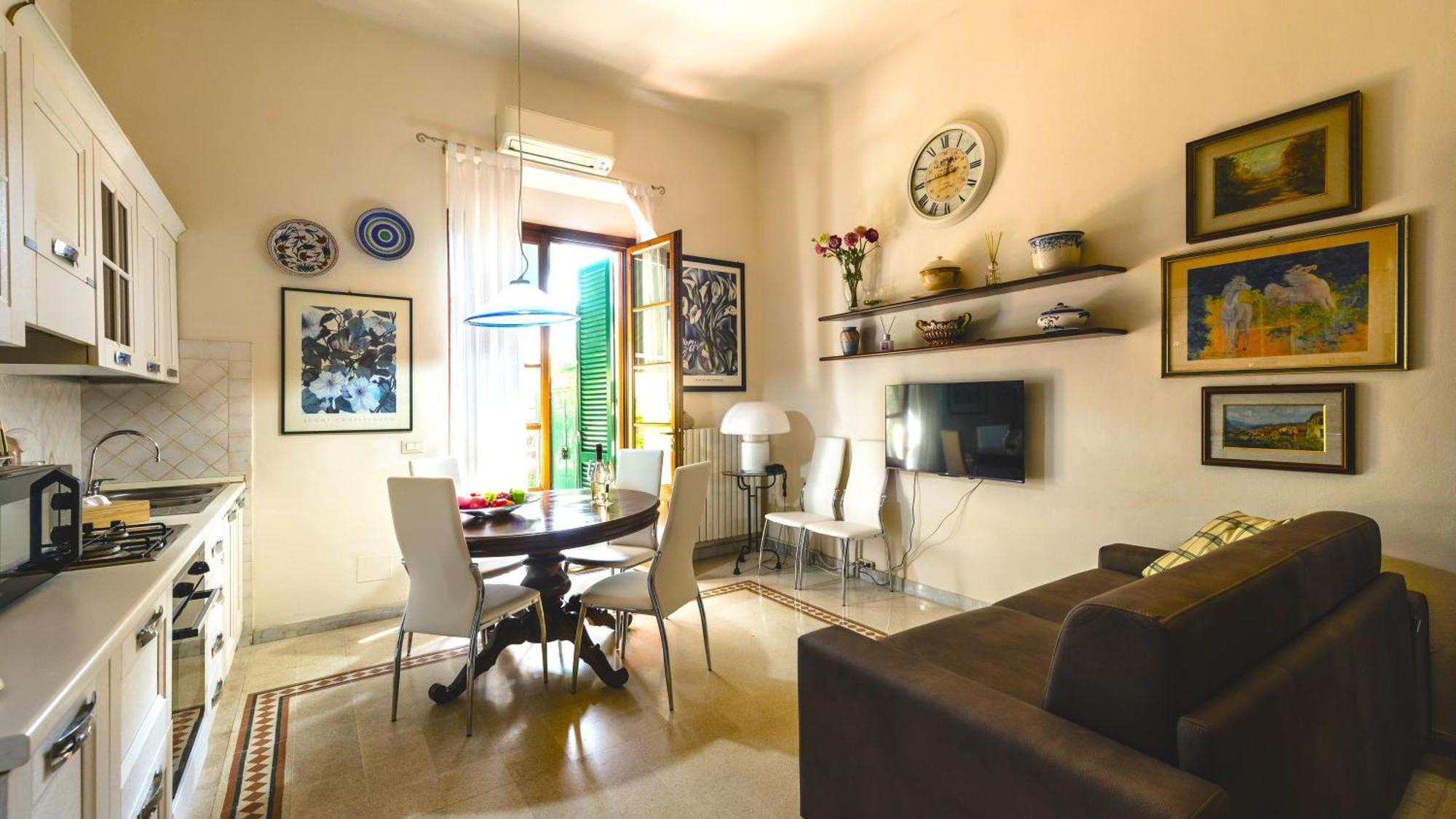 Hostly-la Casa Di Marta-two Steps From The Tower *