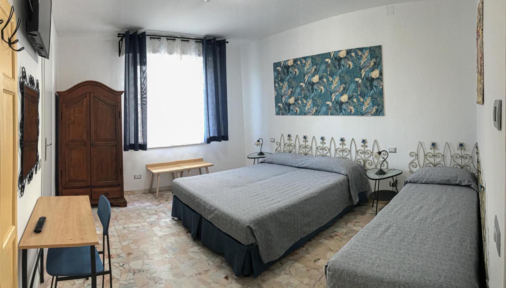 Beb Terrazza Del Sole Bed & Breakfast