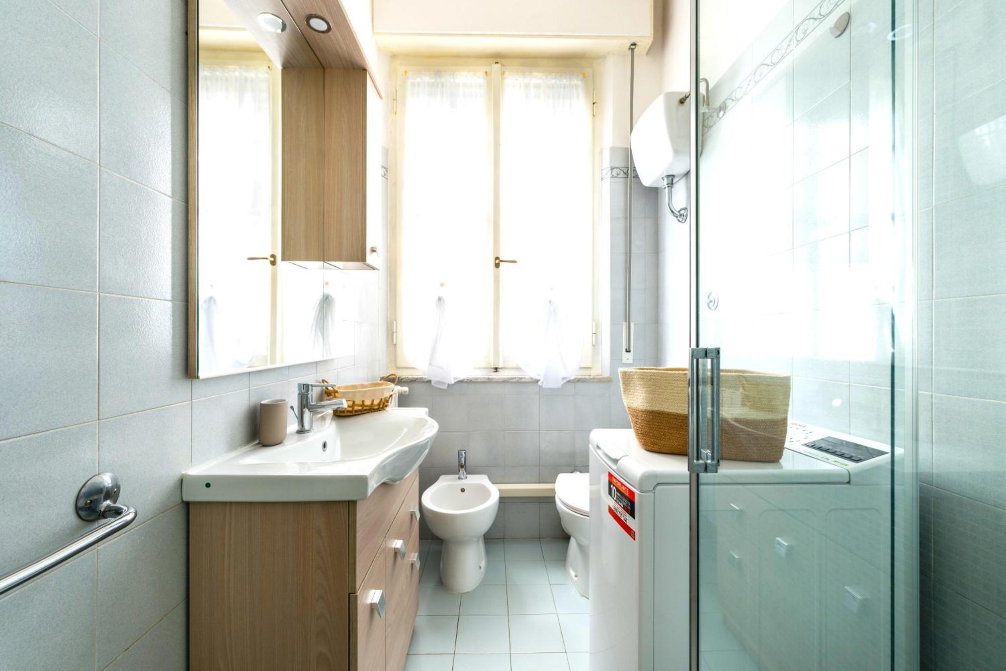 Hostly-casa Serena-near The Town Center Apartment