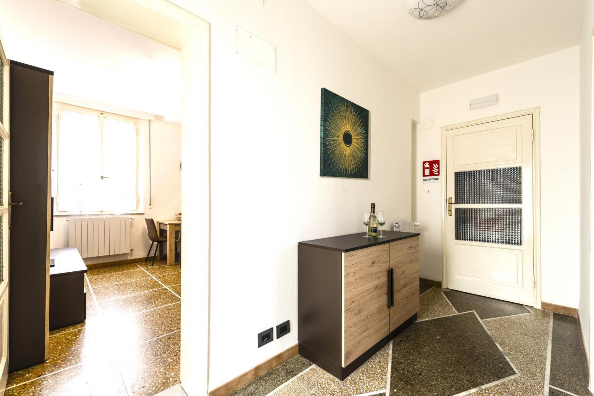 Hostly-casa Serena-near The Town Center * Pisa