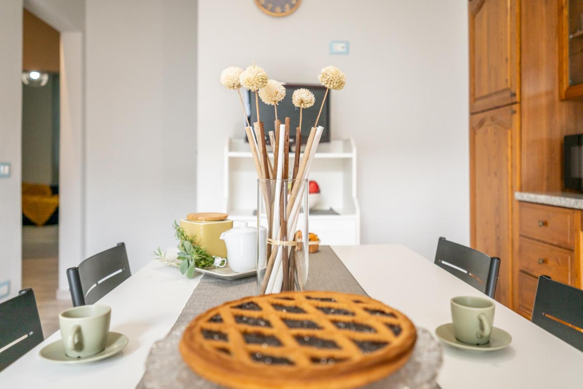 Sage&rosemary - With Garden By Pleiades Apartment