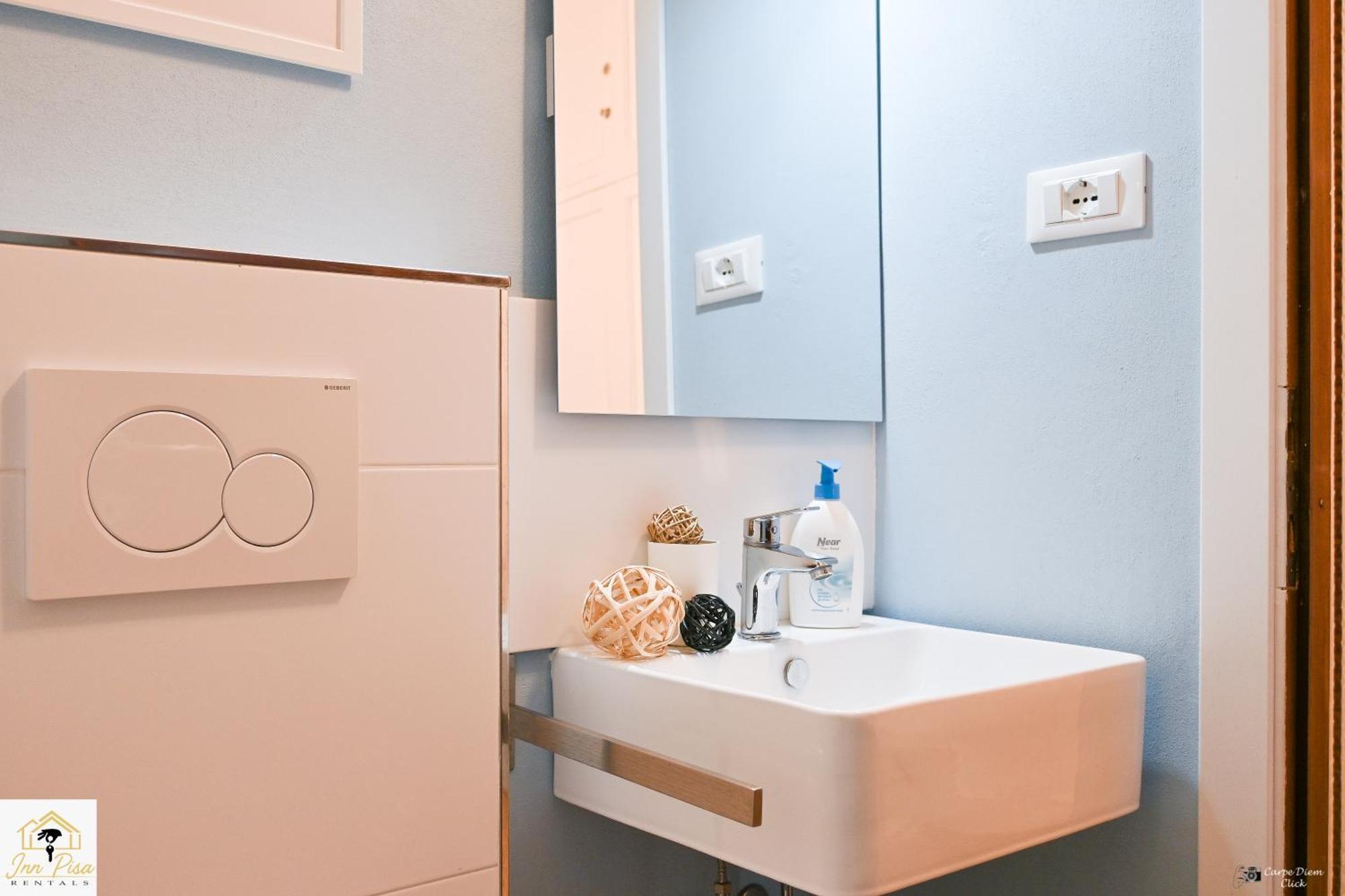 Apartment - The Modern Flat