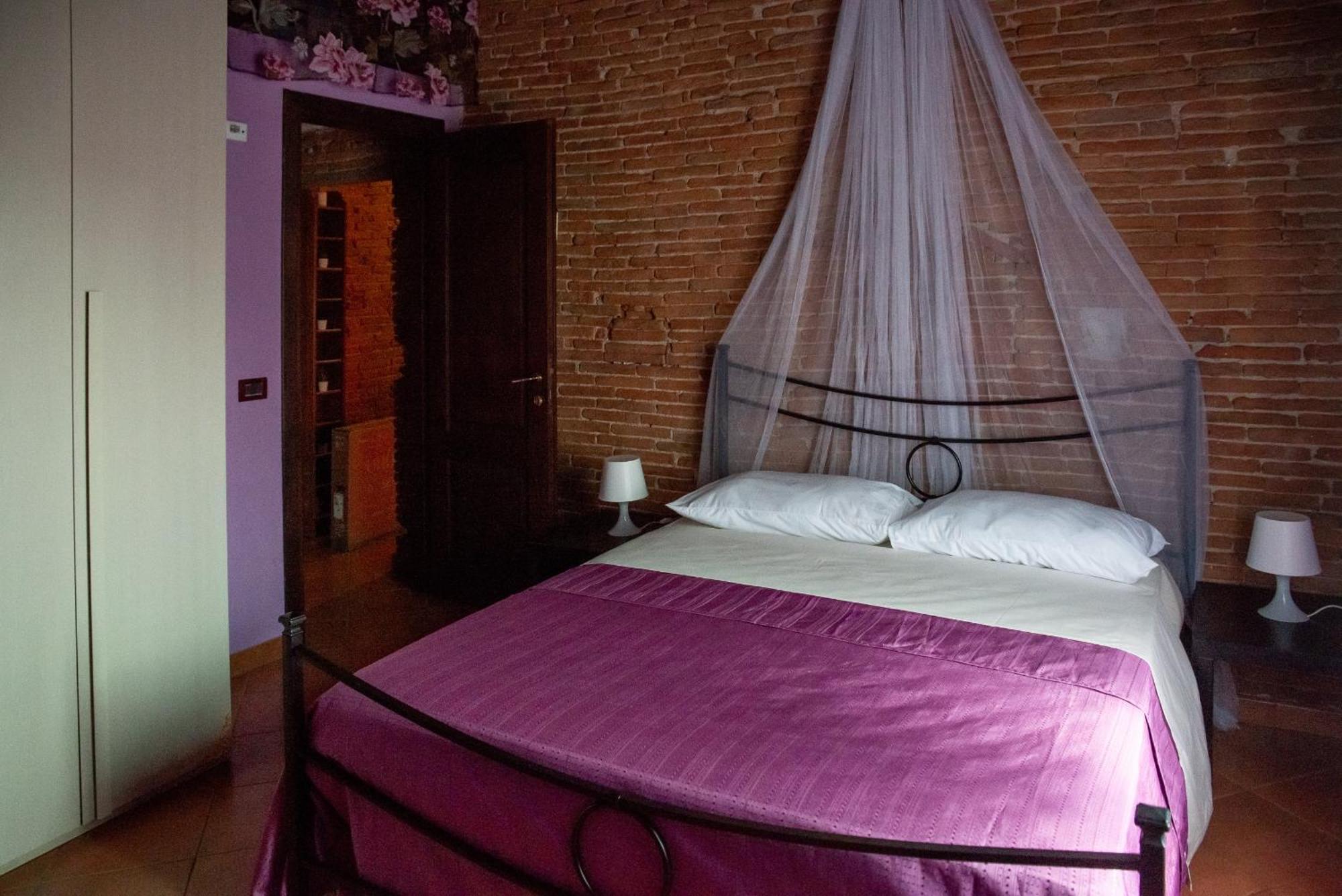 Apartment Casa Velo In Centro A 6 Pax Pisa