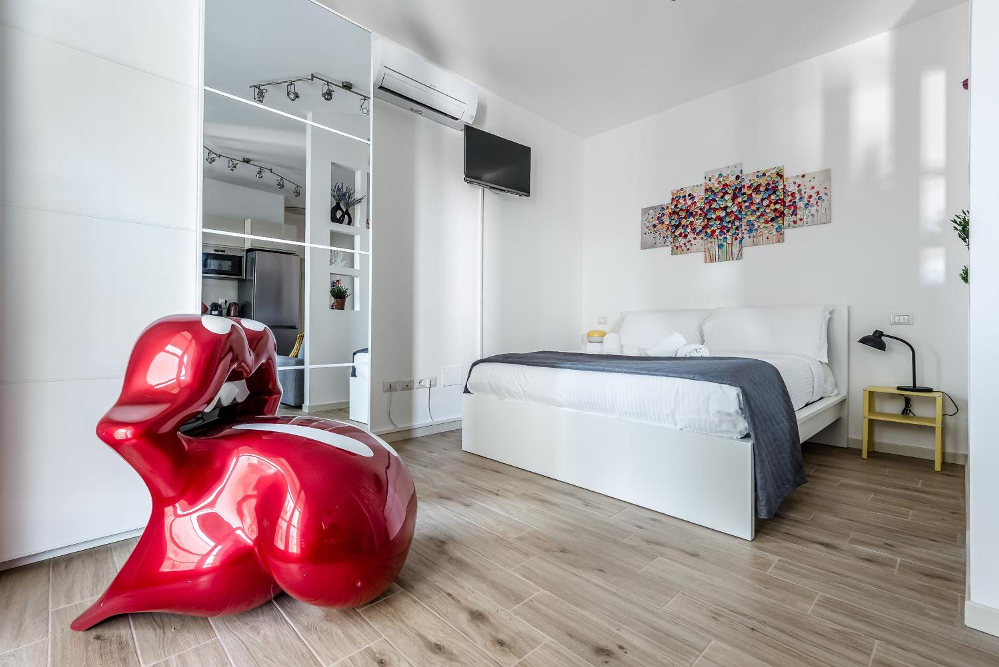 Apartment Hostly-giugio's House-lungarni And Town Center *