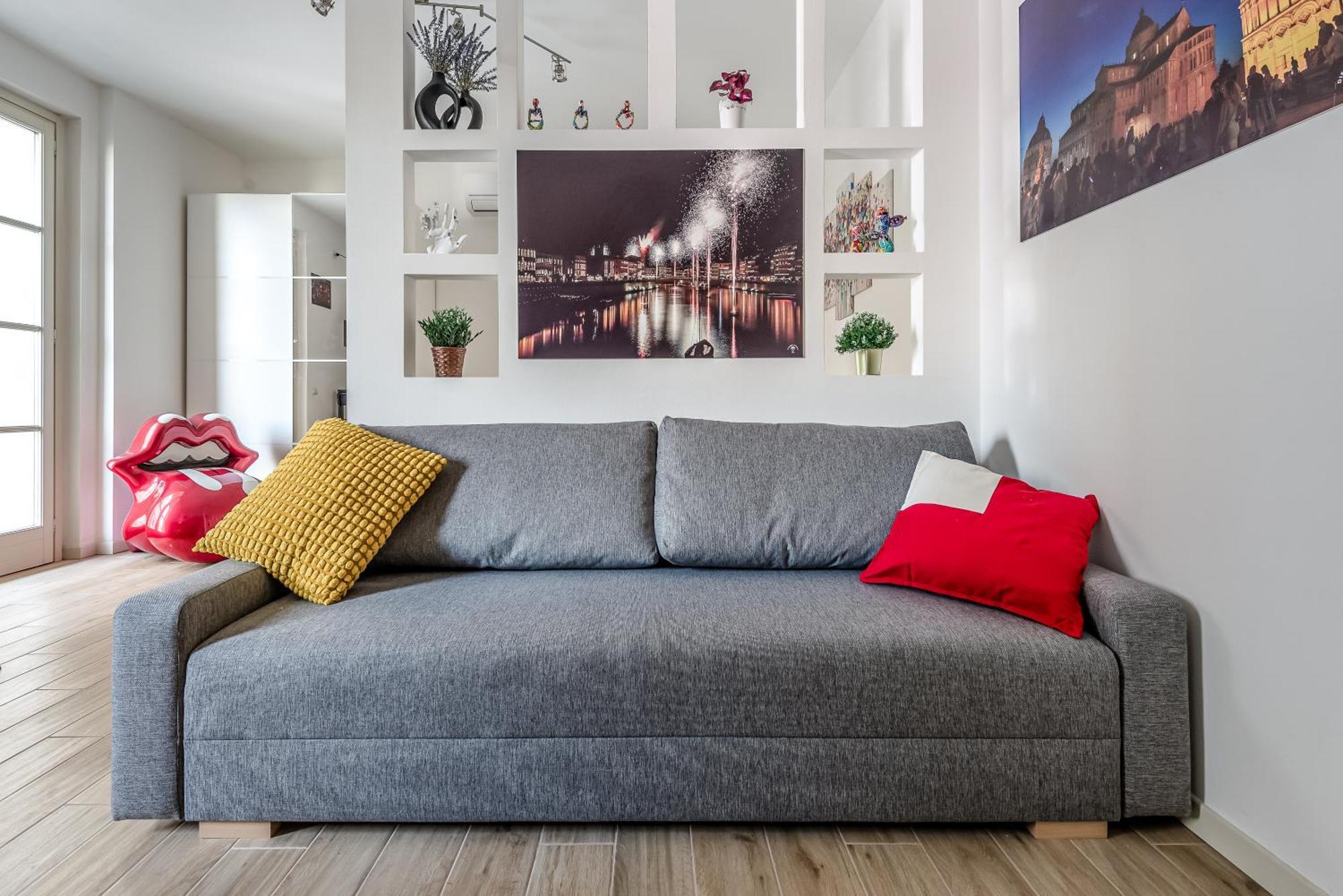 Hostly-giugio's House-lungarni And Town Center Apartment *