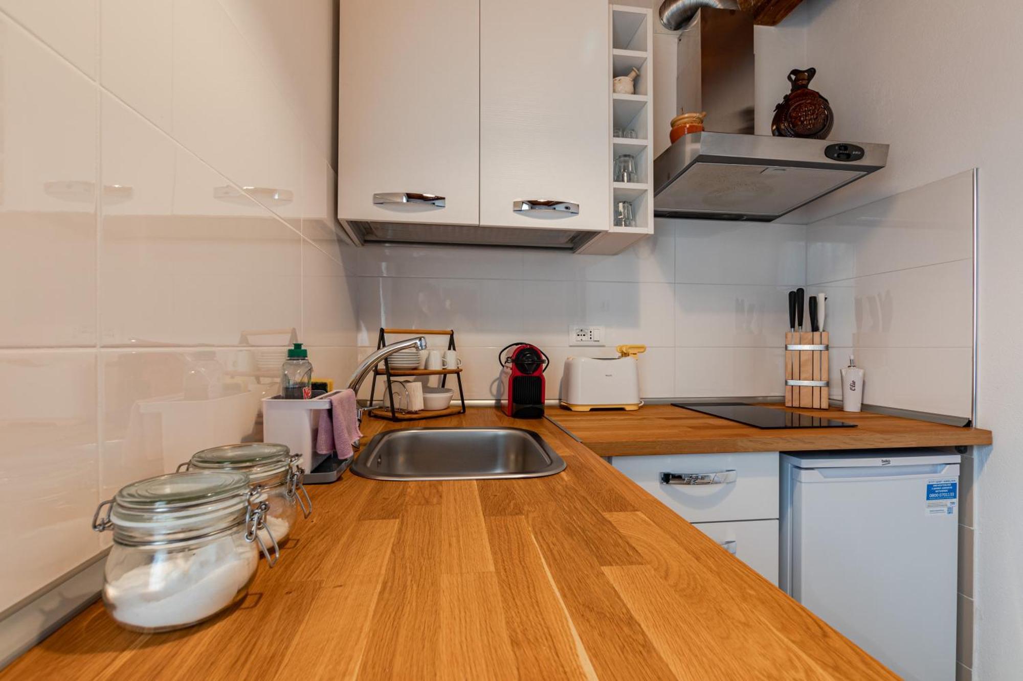 Homestay Pit Stop, Con Bagno Privato, Parcheggio E Clima