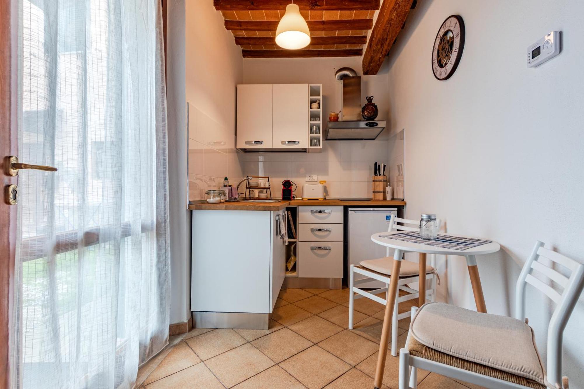 Pit Stop, Con Bagno Privato, Parcheggio E Clima Pisa