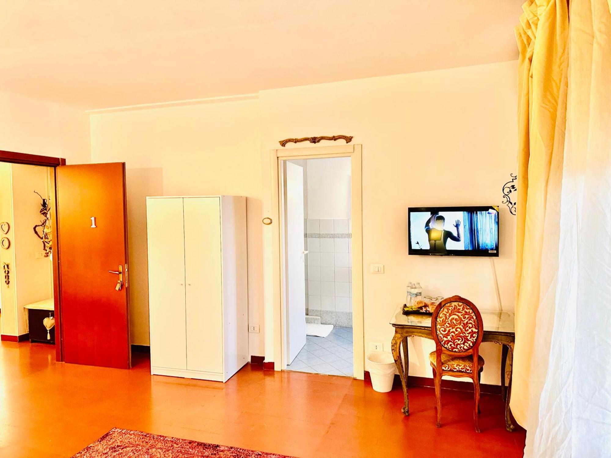 Cisanello Guest house *