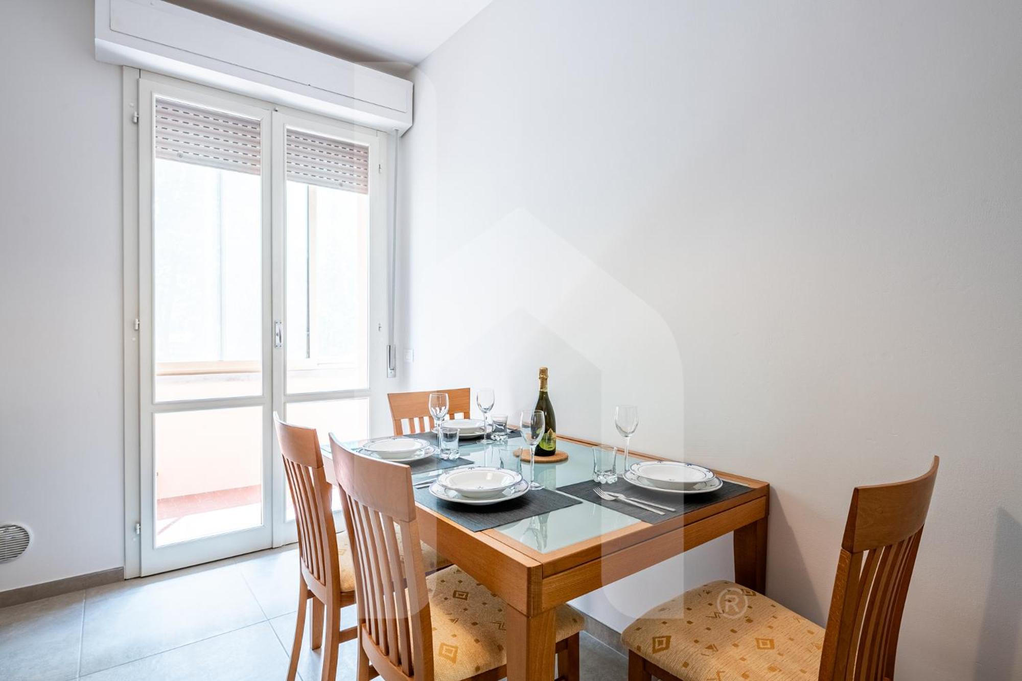 Homiday - New House - Aeroporto - Free Parking Pisa