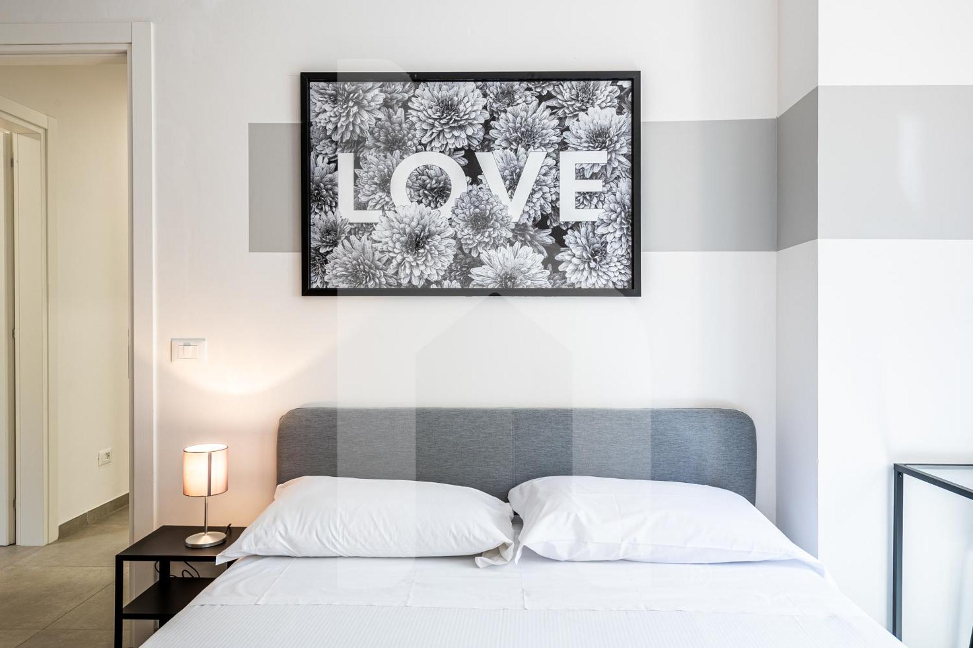 Homiday - New House - Aeroporto - Free Parking