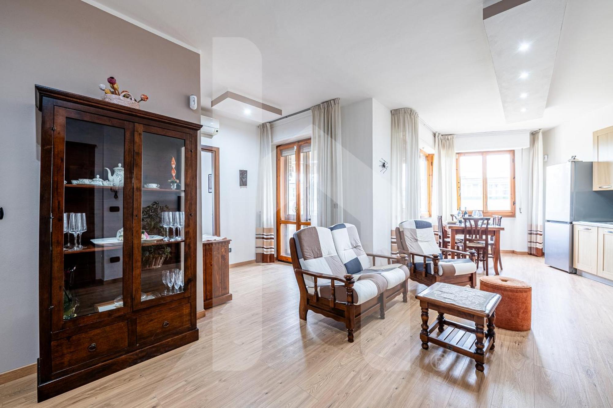 Homiday - - Elegant Apartment- 3 2 Bagni *
