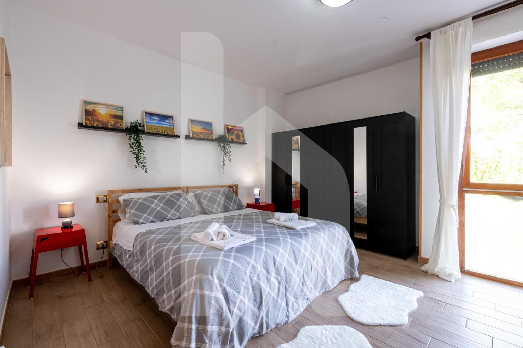 Bed & Breakfast Homiday - Il Giardino --1 Min Ospedale Cisanello--aeroporto Free Parking--