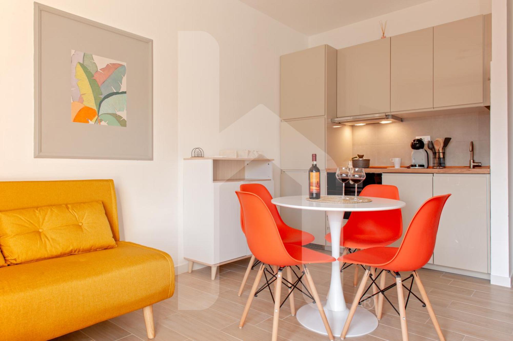 Homiday- New Apt- Free Parking- Aeroporto - Ospedale *