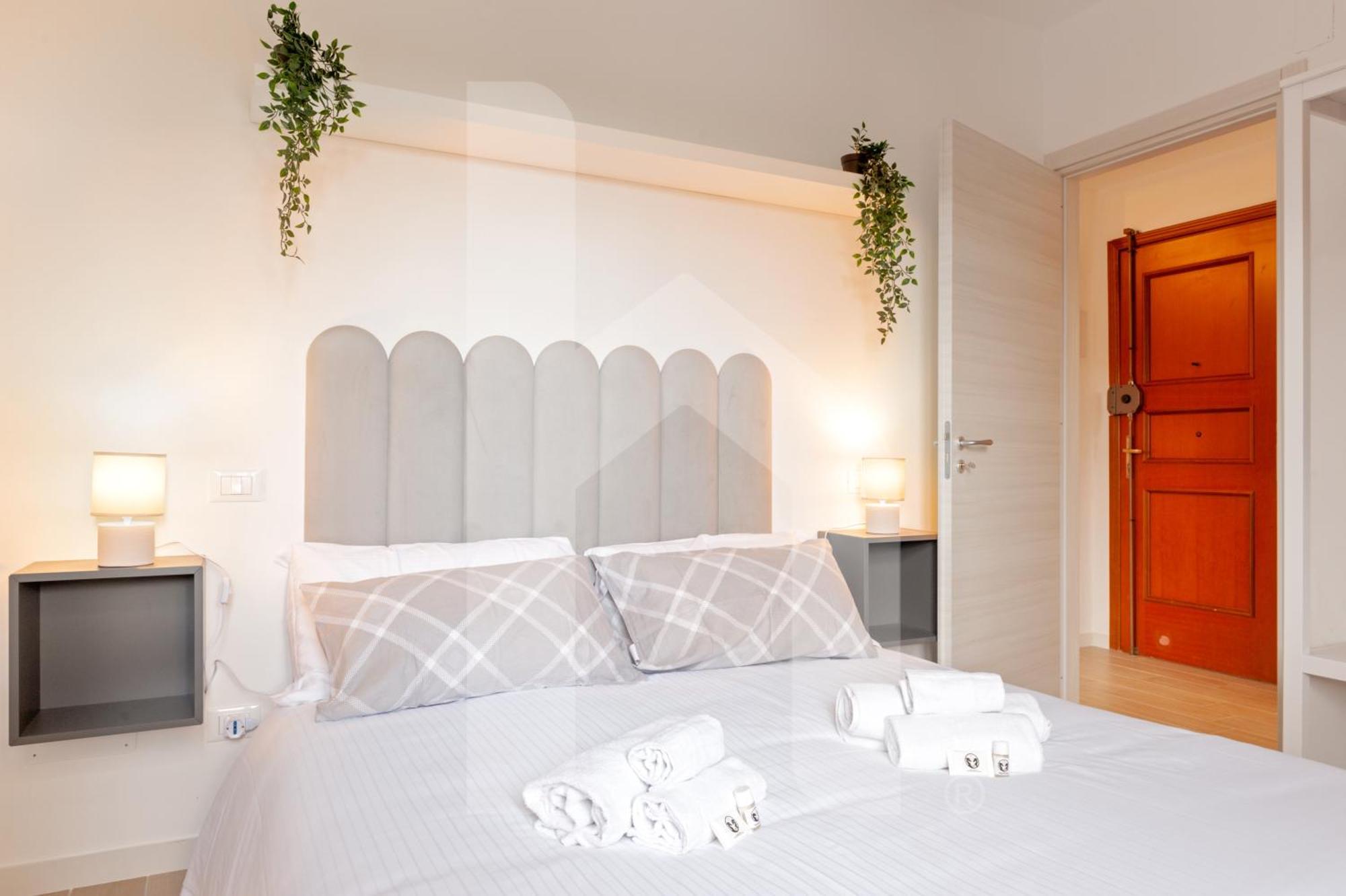 Homiday- New Apt- Free Parking- Aeroporto - Ospedale *