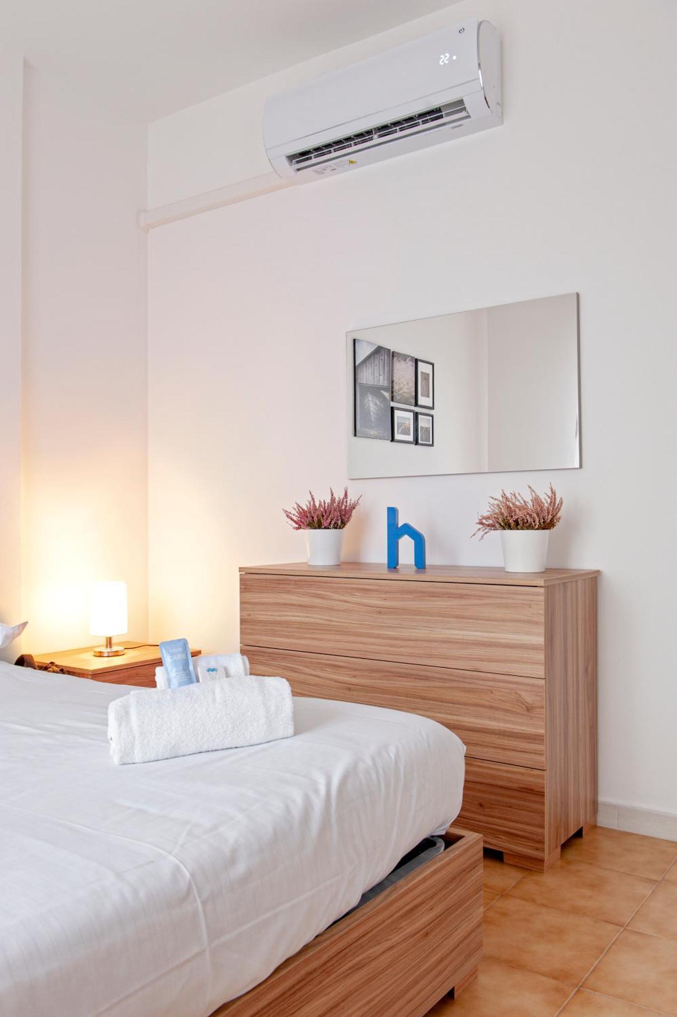Homiday- Ospedale Aeroporto- Aria Condizionata E Parcheggio Gratuito Apartamento *