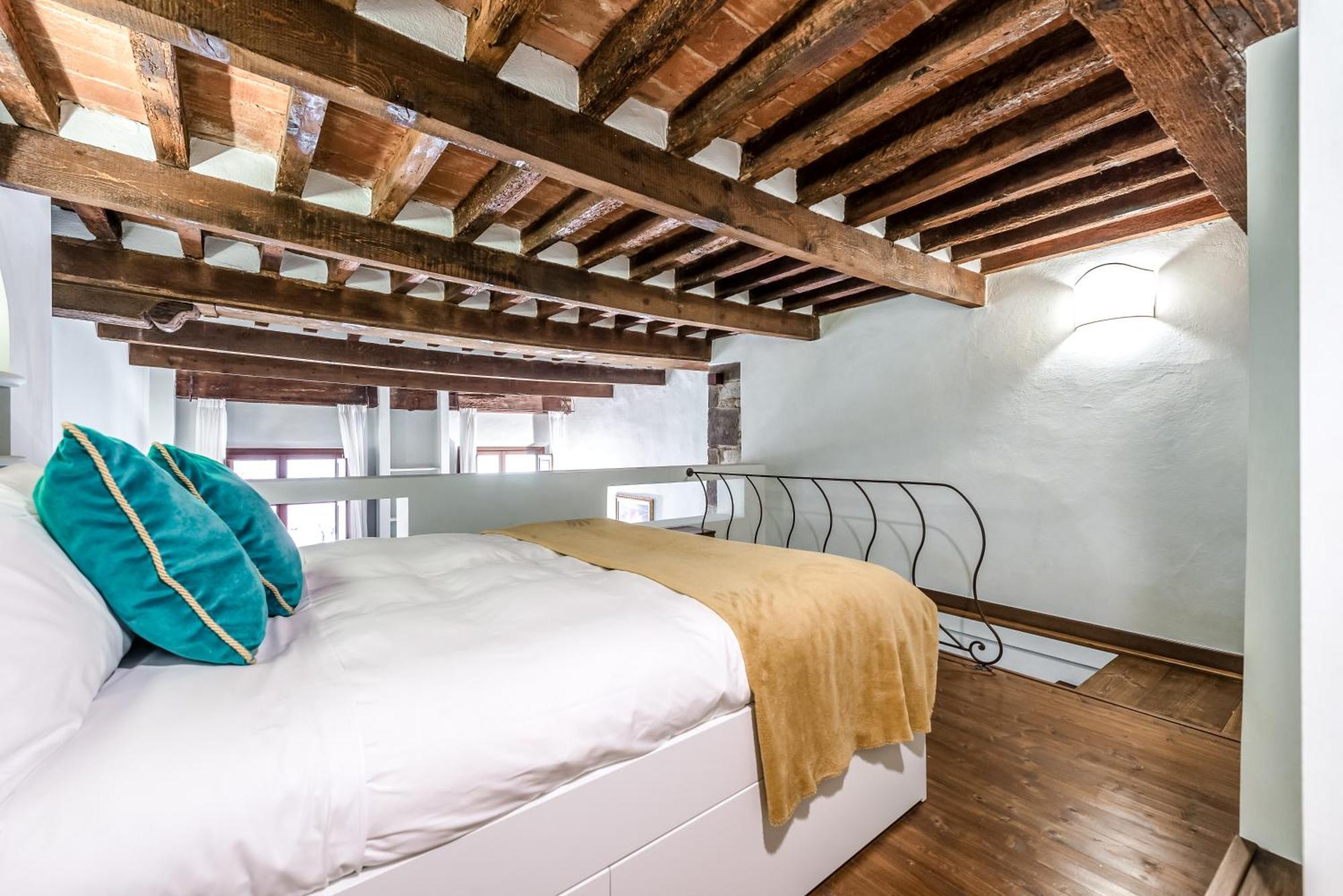 Hostly-suite Magnifica Al Borgo-central Elegance Pisa