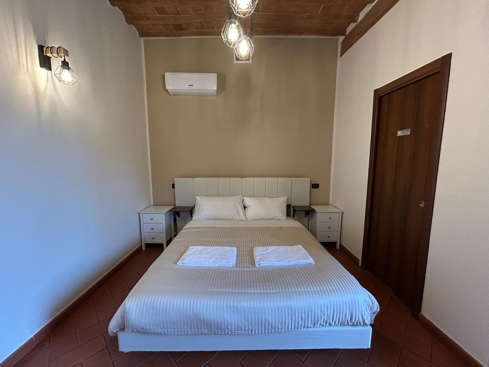 Window To The Tower Bed & Breakfast 3*