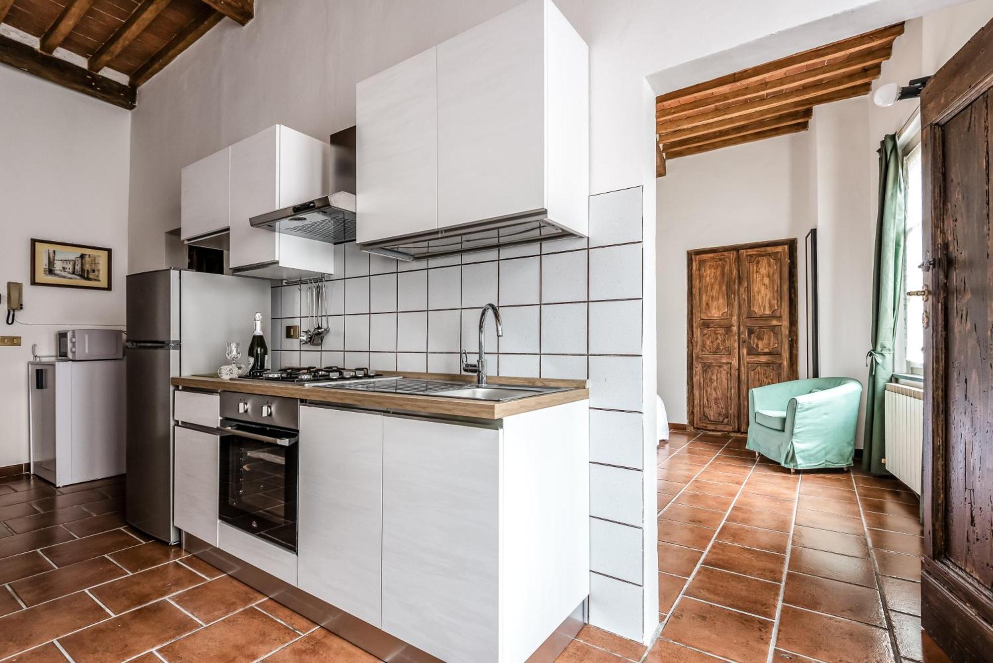 Hostly-maison L'arancio-large House Near The Tower *