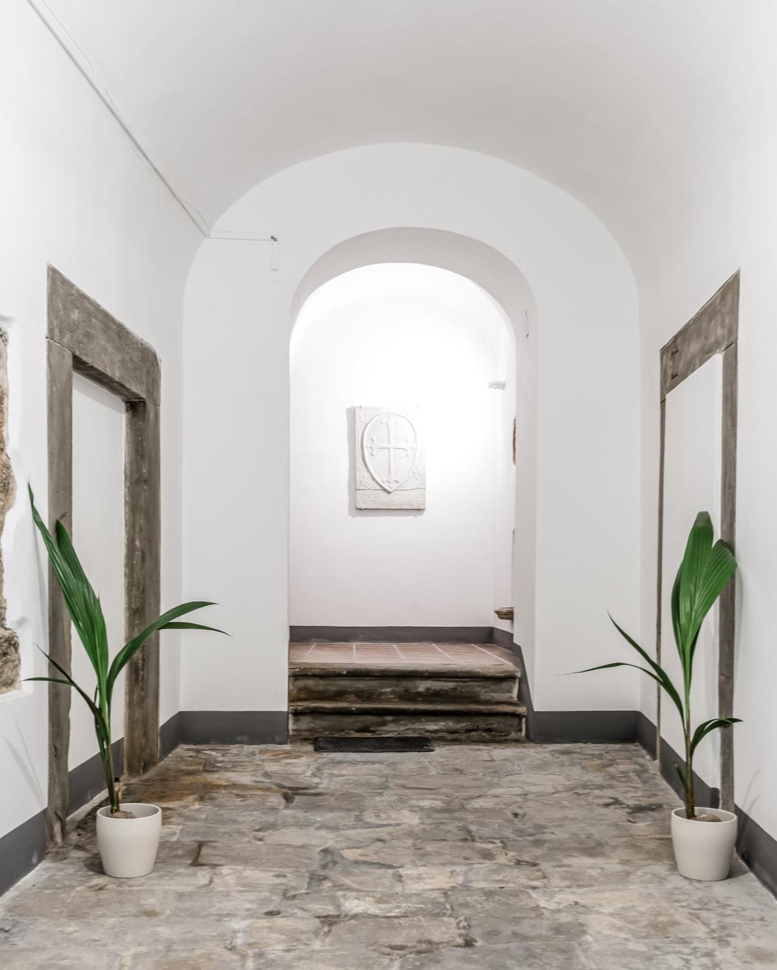 Hostly-maison L'arancio-large House Near The Tower *
