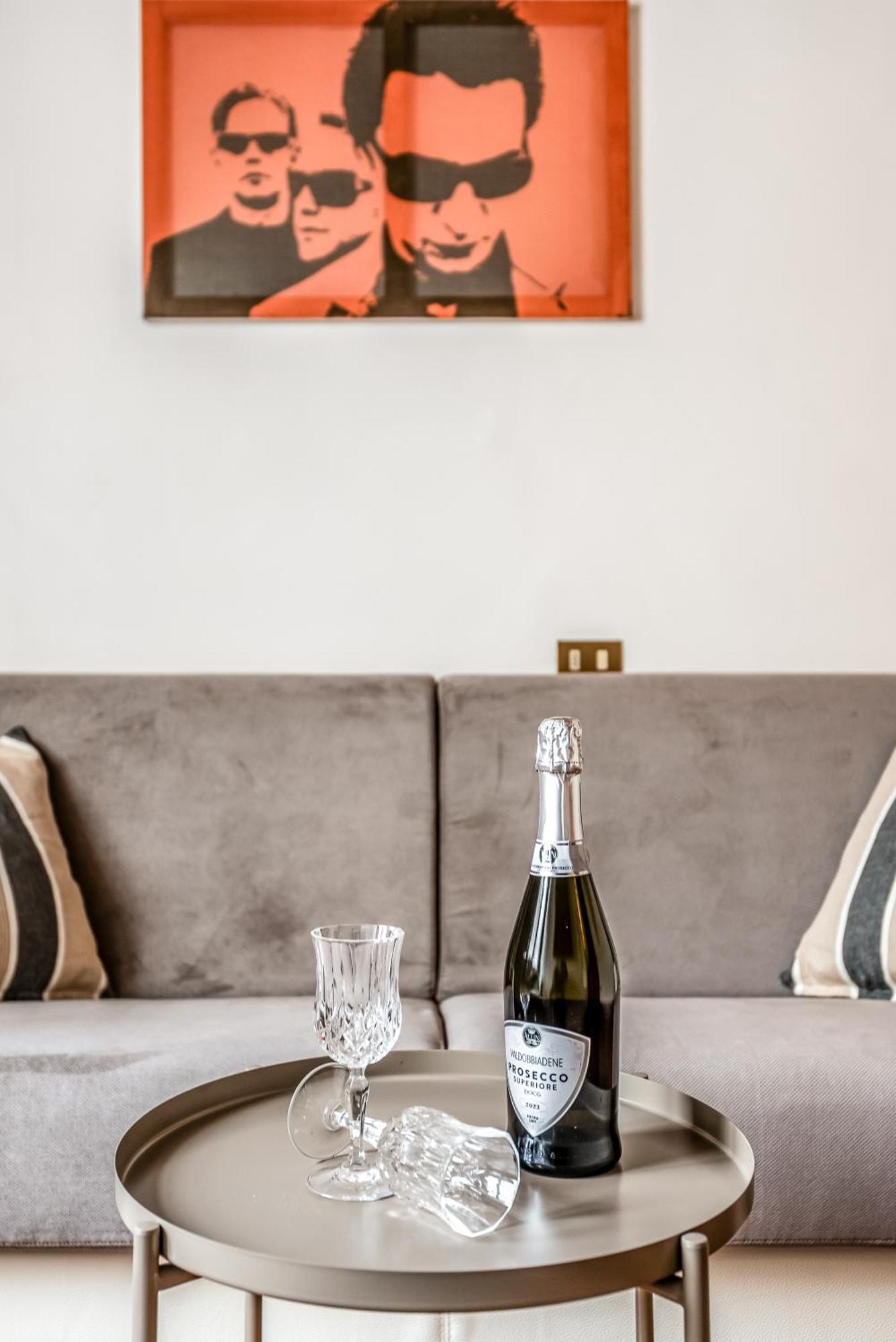 Hostly-maison L'arancio-large House Near The Tower Apartment *