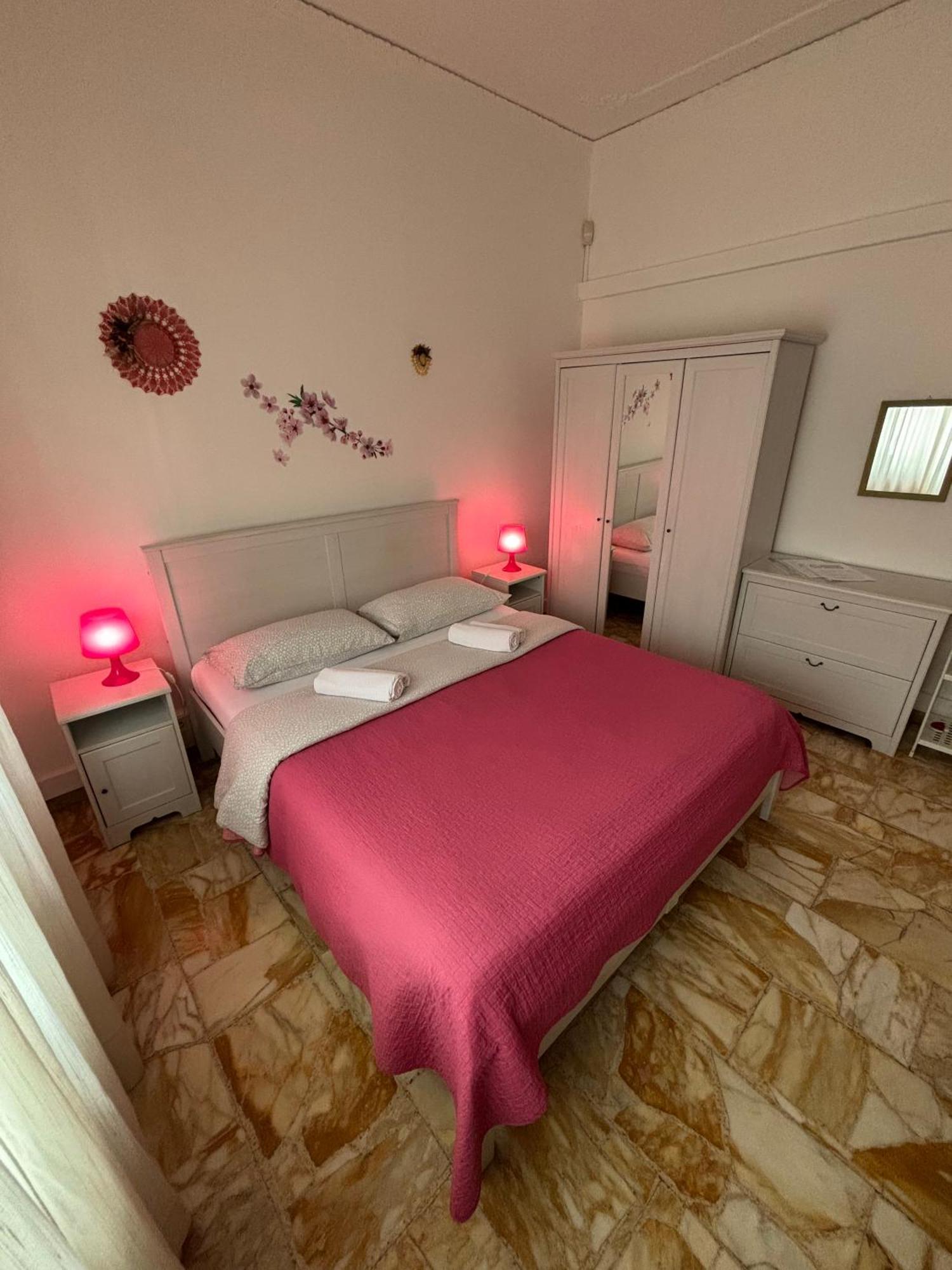 Bed & Breakfast My Way 2*