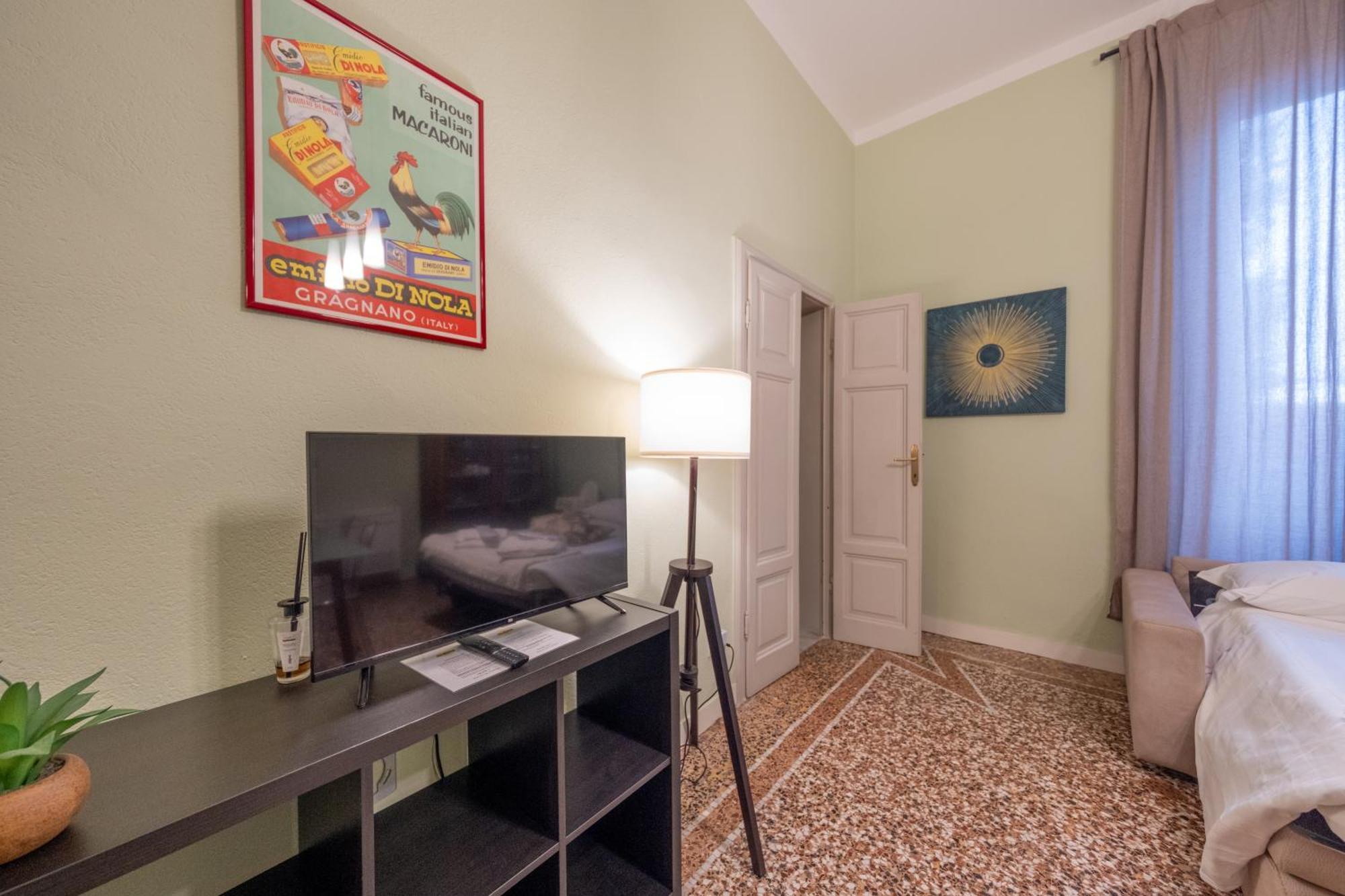 Lungarno Buozzi 7 Apartment *