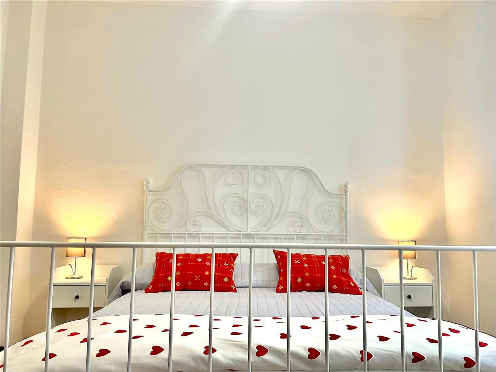 2 Camere, Parcheggio, Ascensore, Vicino Al Centro Apartment *