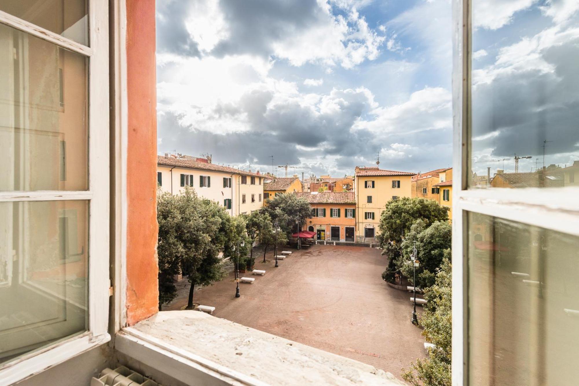 Story House * Pisa