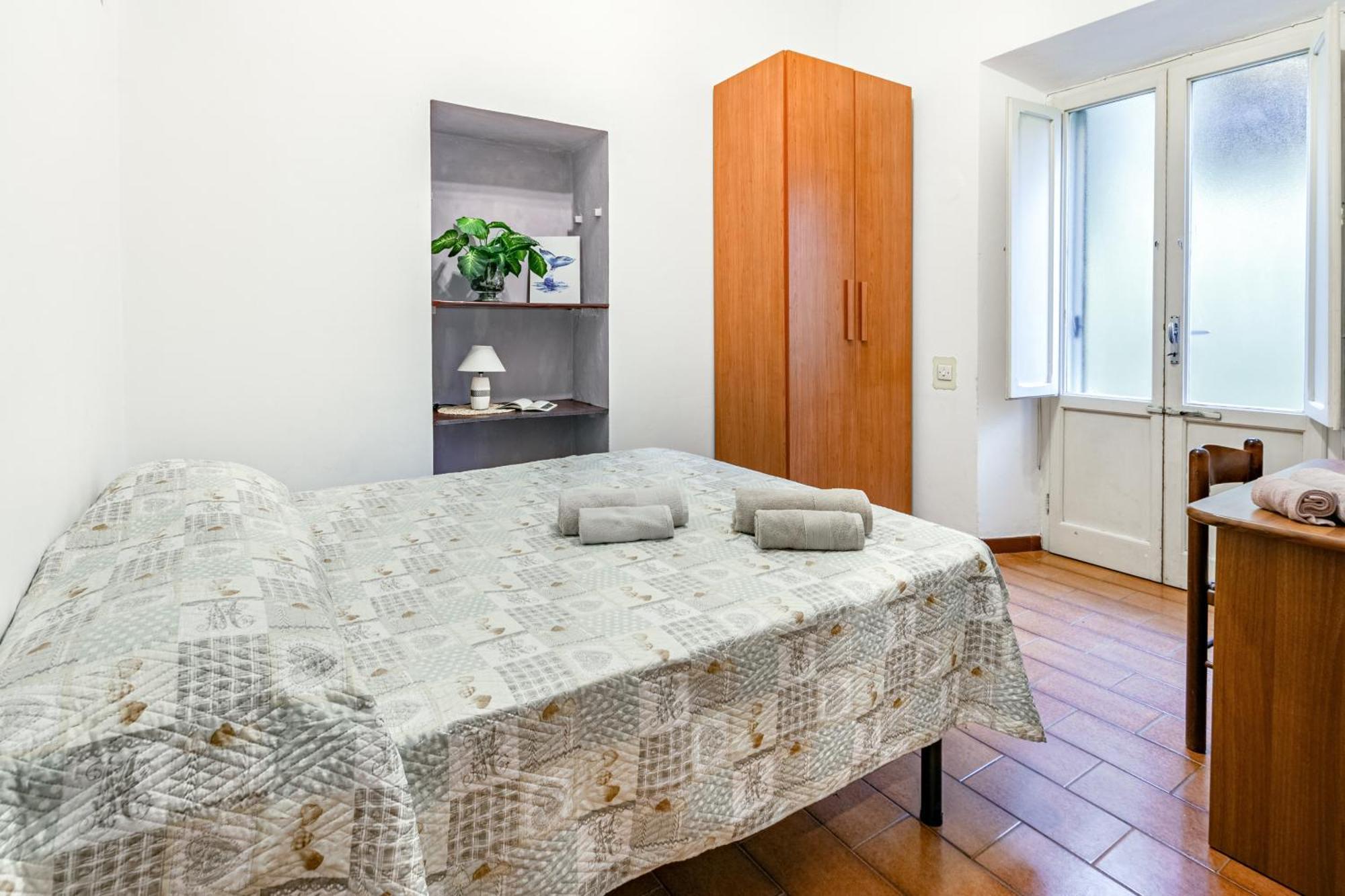 Cozy House With Garden In Downtown Appartement