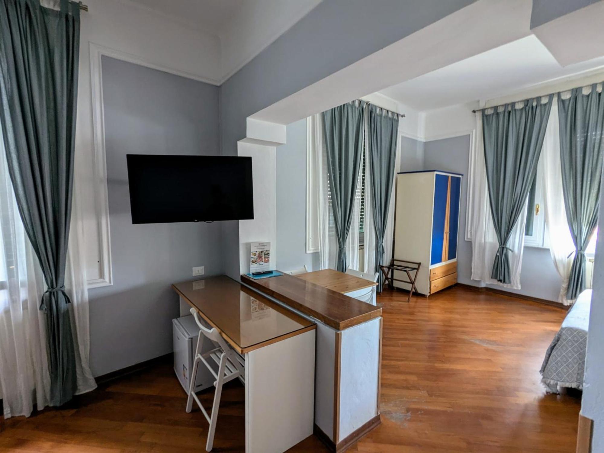 Athena Hotel Pisa