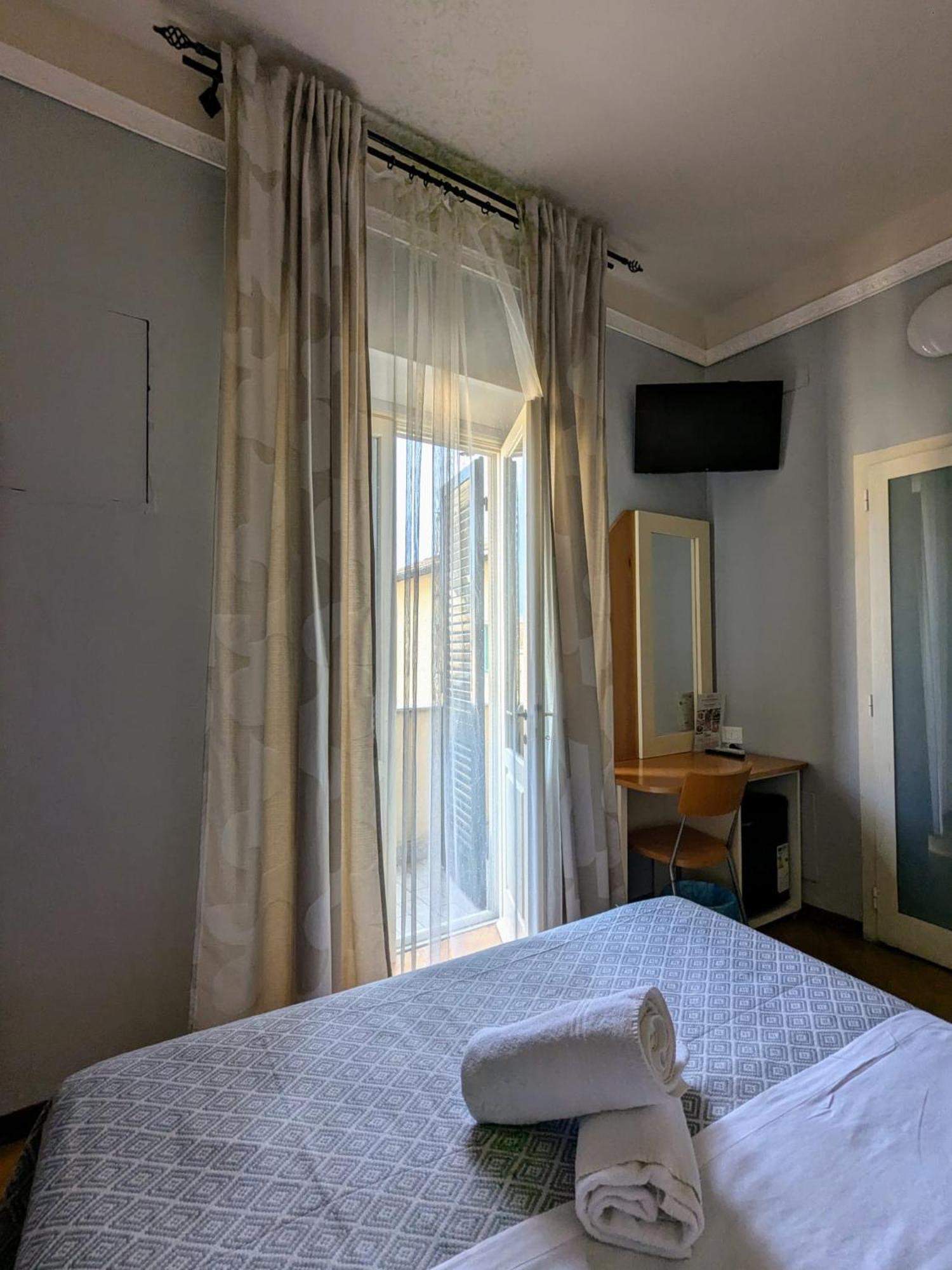 Hotel Athena
