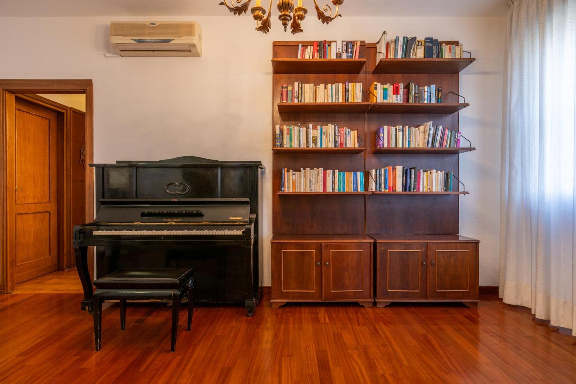 Elegant Apartment, Apartment