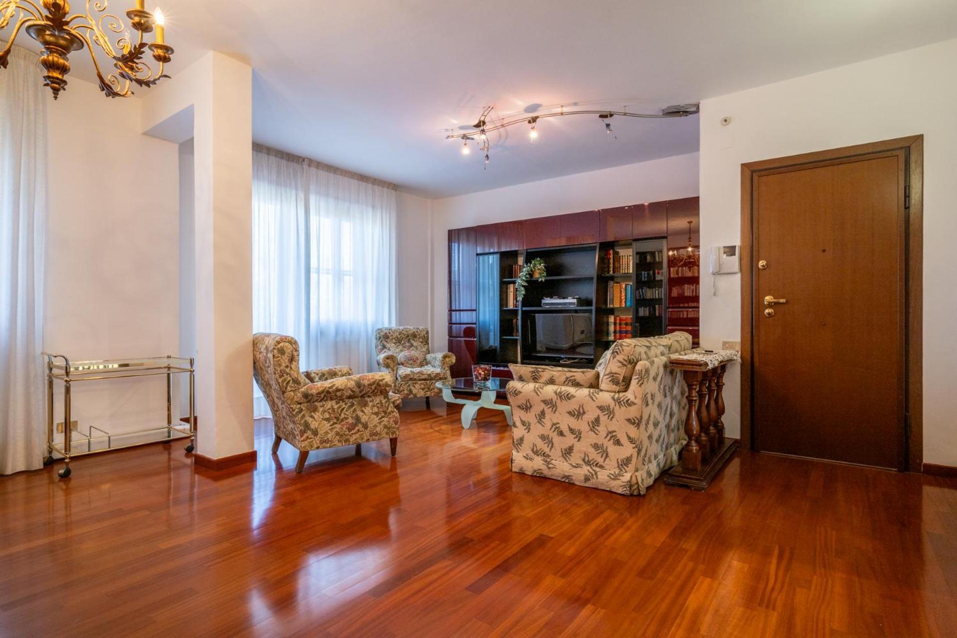 Apartment Elegant Apartment, *