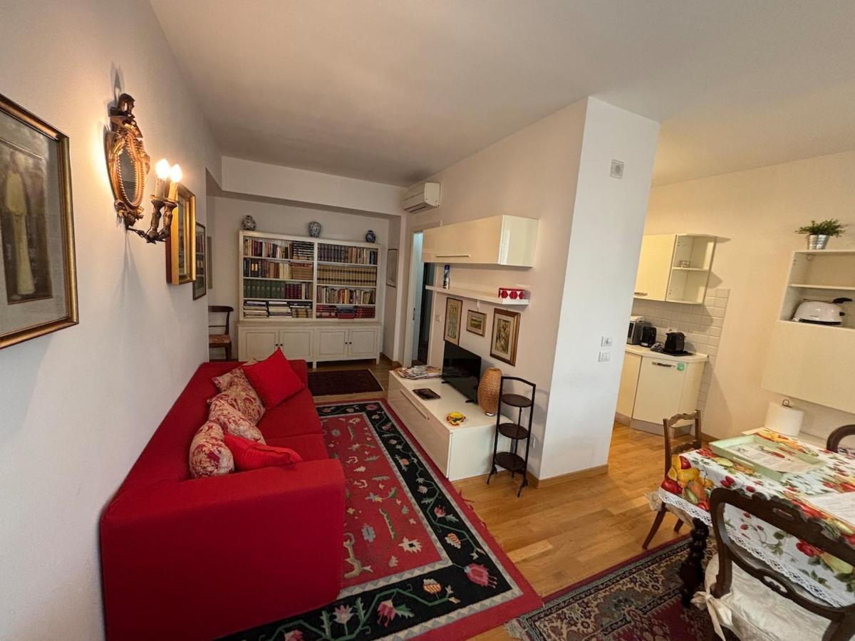Apartment Beautiful New Apartment, Near Torre Di Pisa