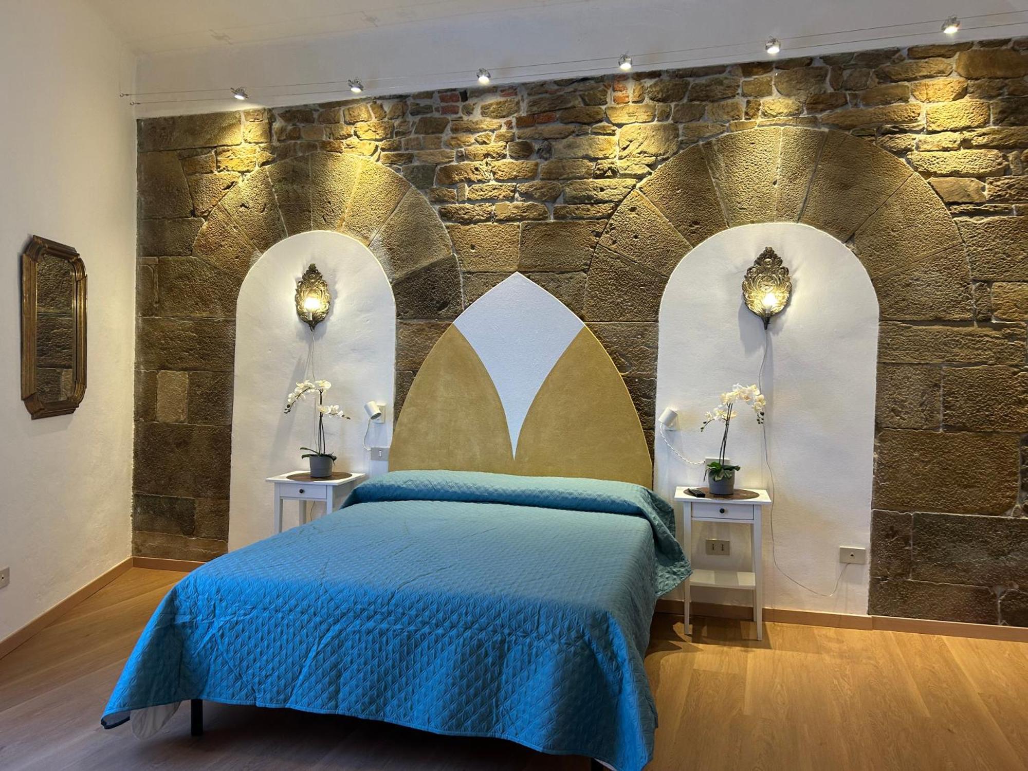 Pergola Suite Apartment