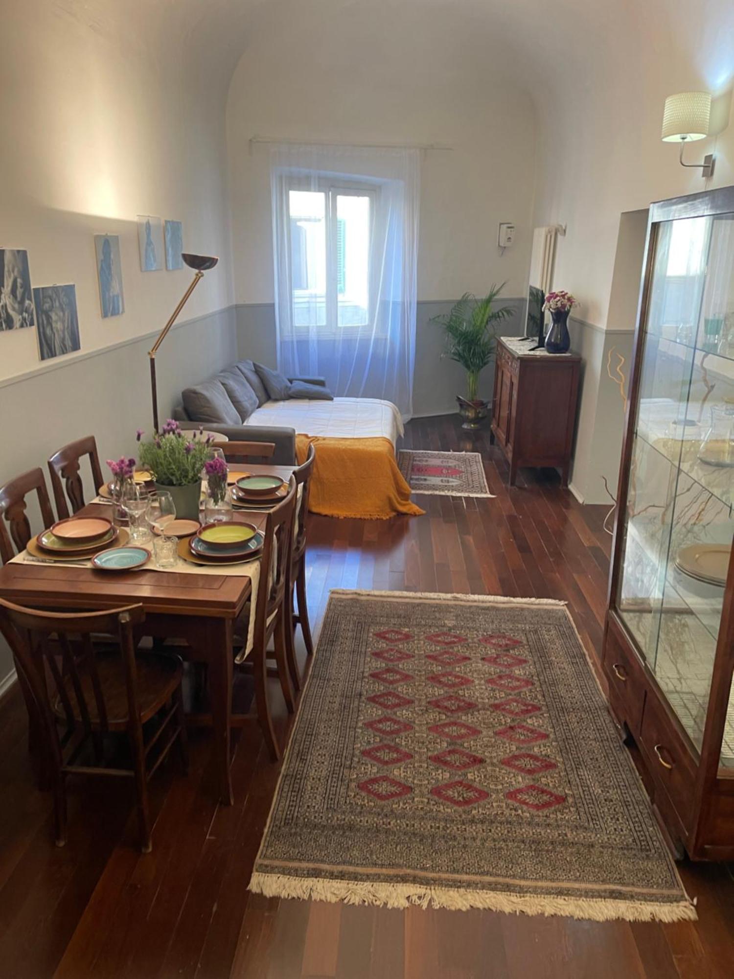 Volturno House - Walking Distance From Tower Apartamento