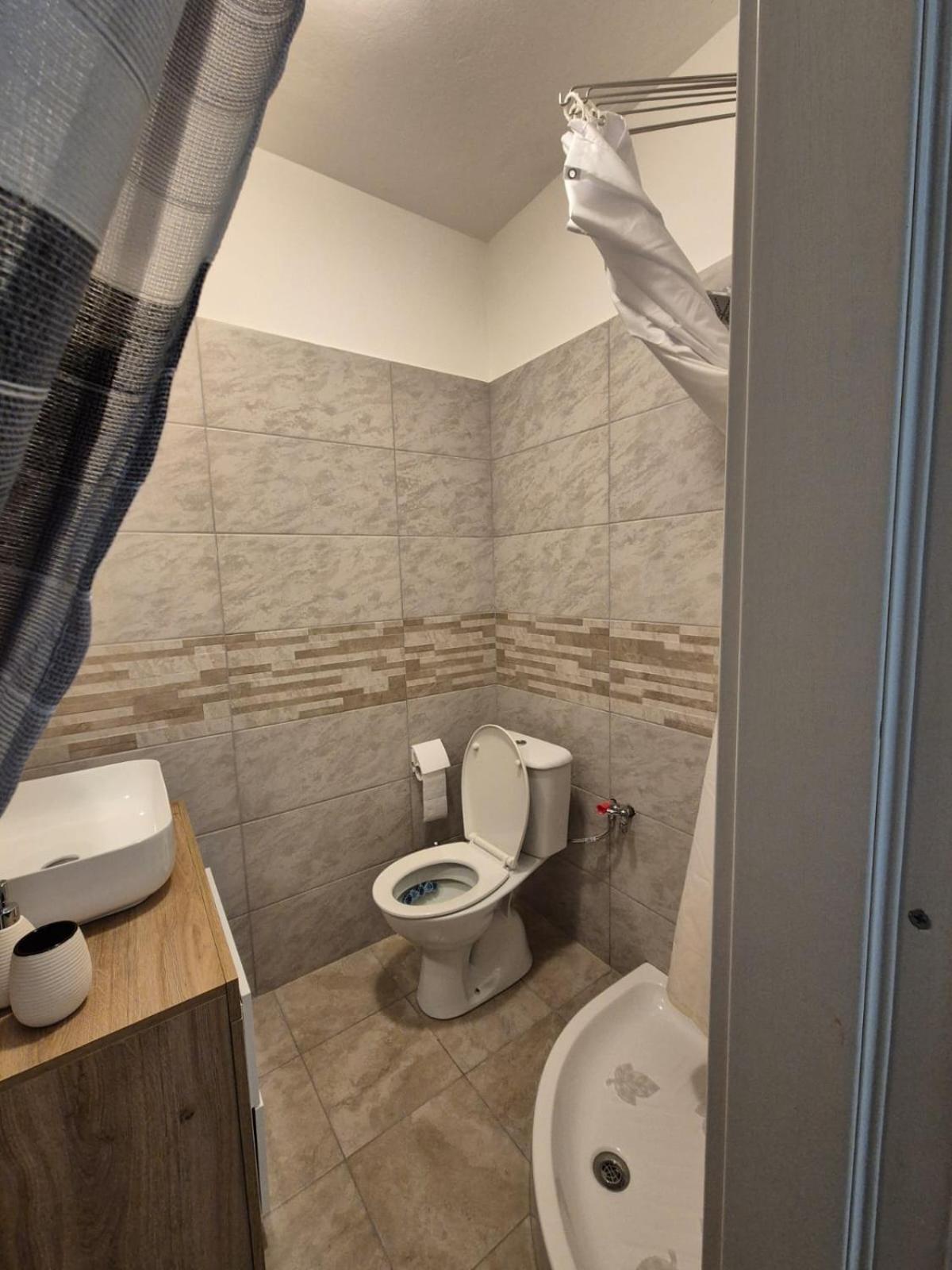 Apartment S&fe *