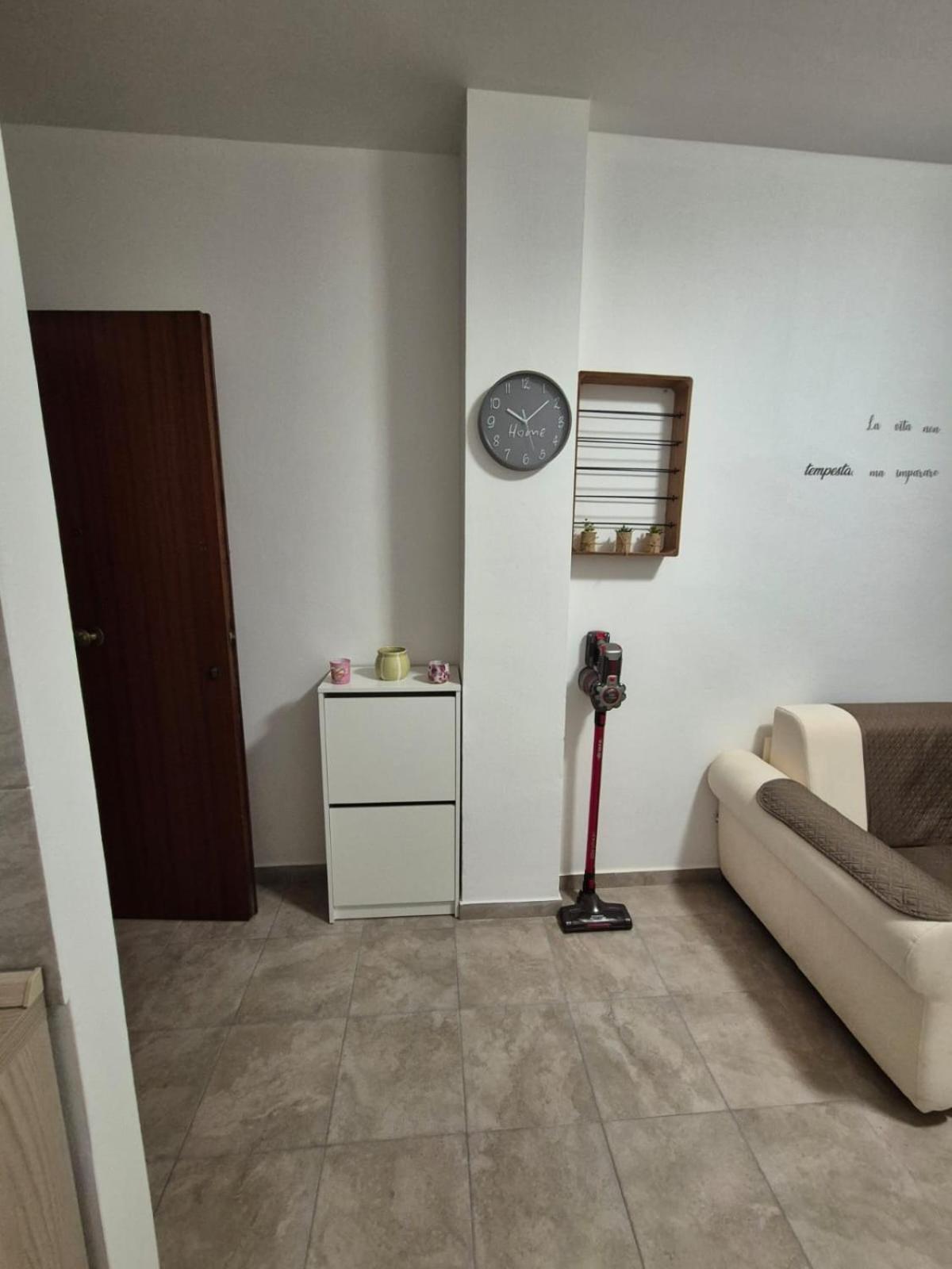 S&fe Apartment *