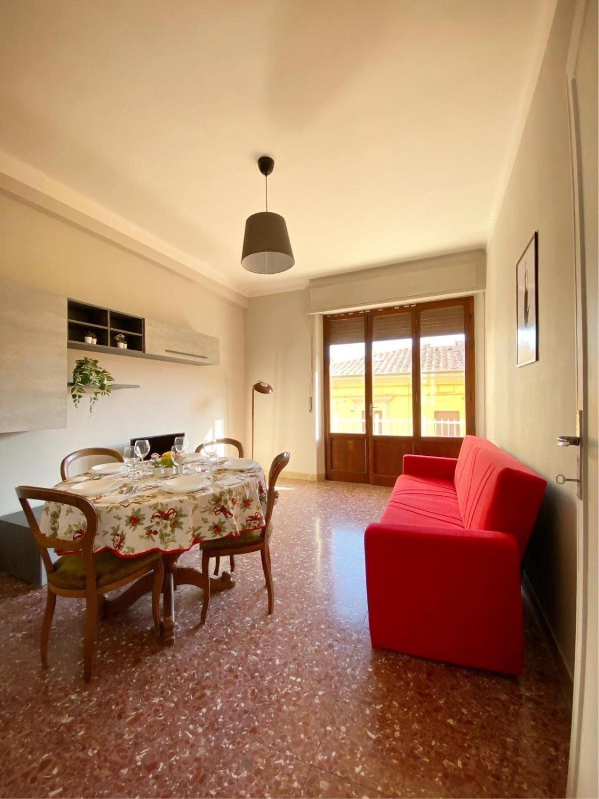 Comodo E Pratico Nel Cuore Pulsante Di Apartment