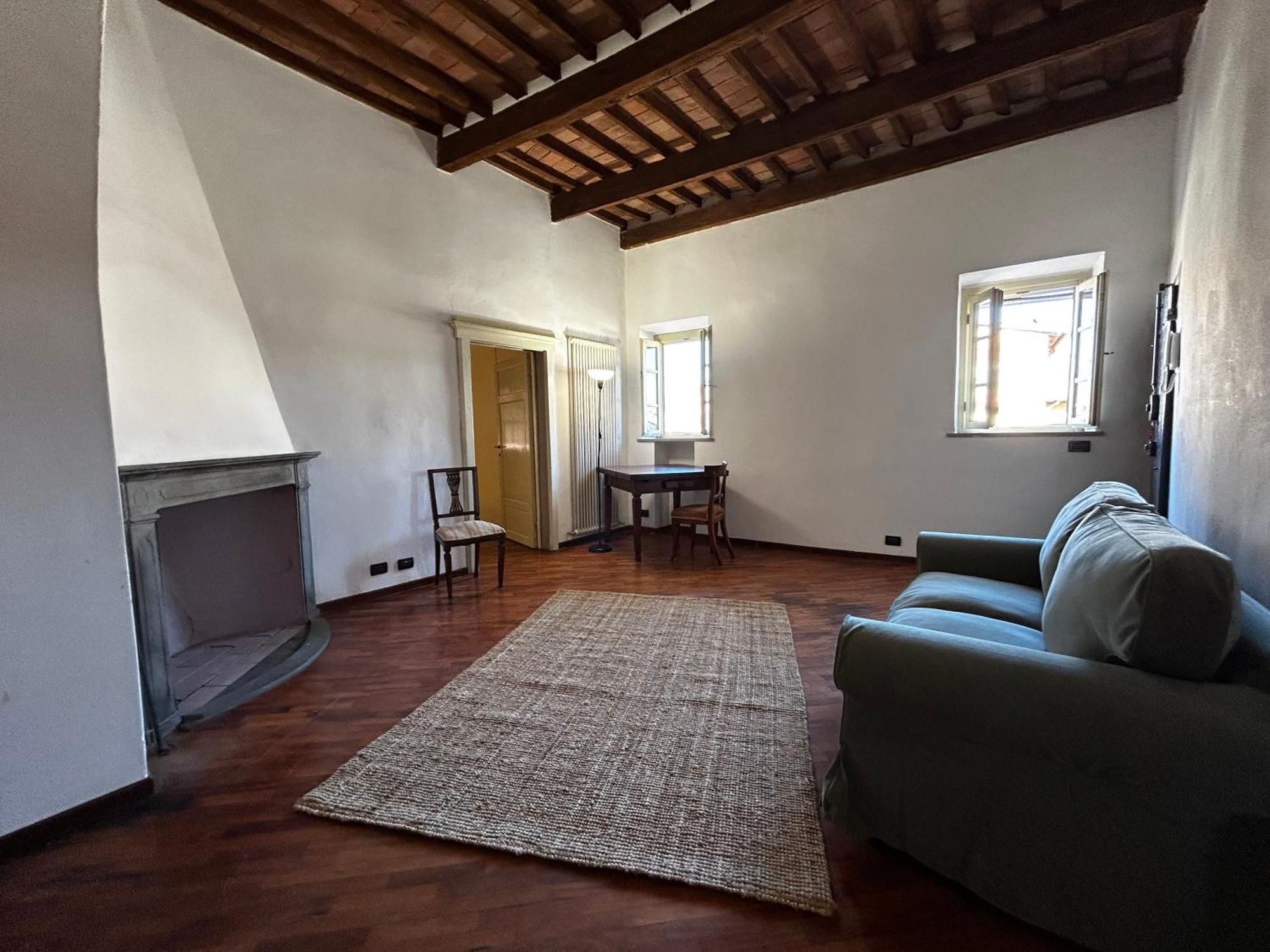 Apartment La Finestra Su *