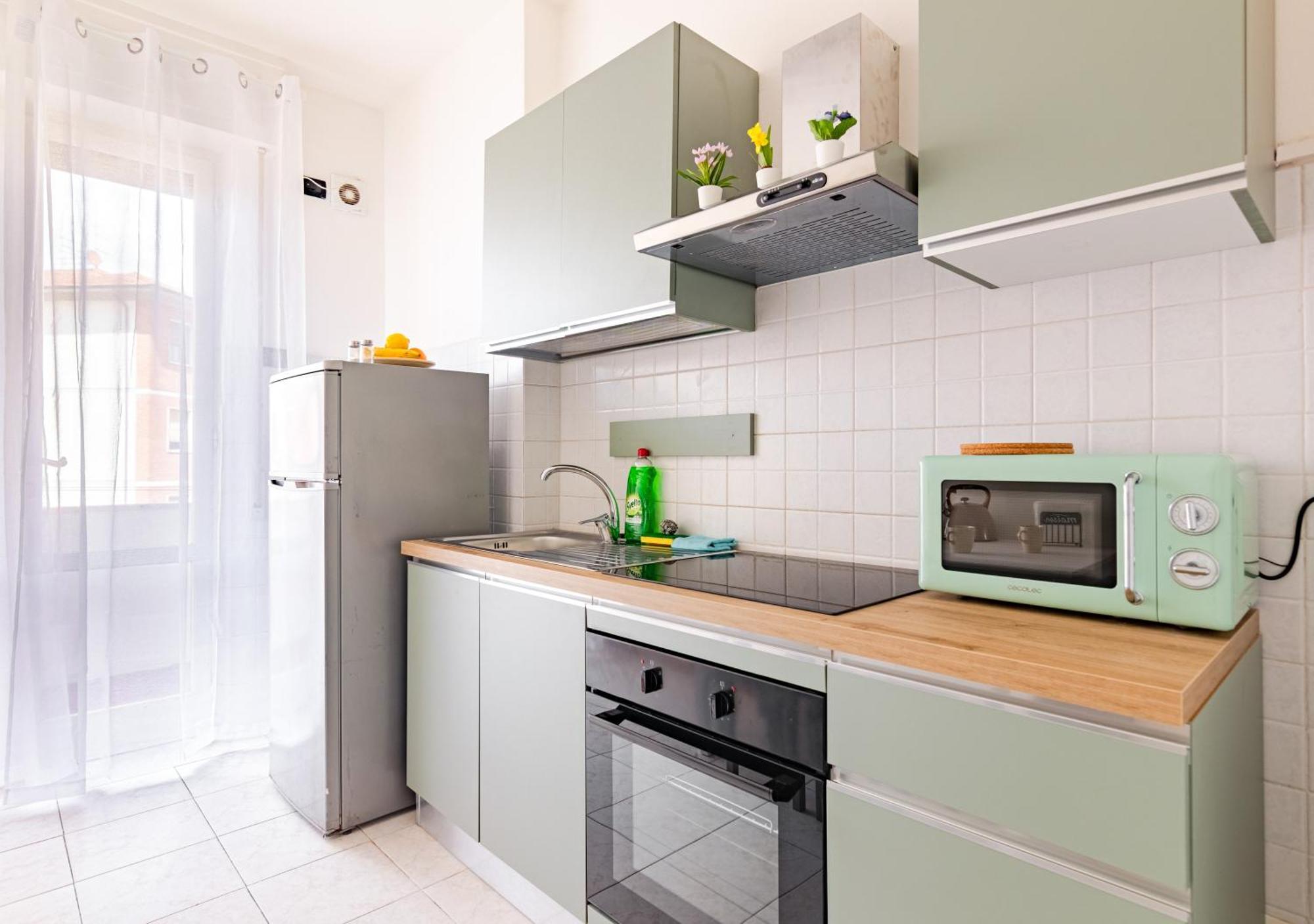 Landi 6 - Free Street Parking, Elevator Apartment Pisa