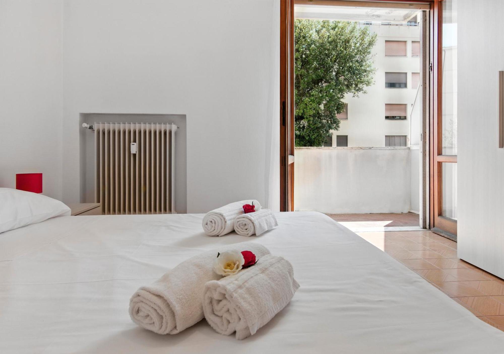 Landi 3 - 2 Con Balcone, Ascensore E Parcheggio * Pisa