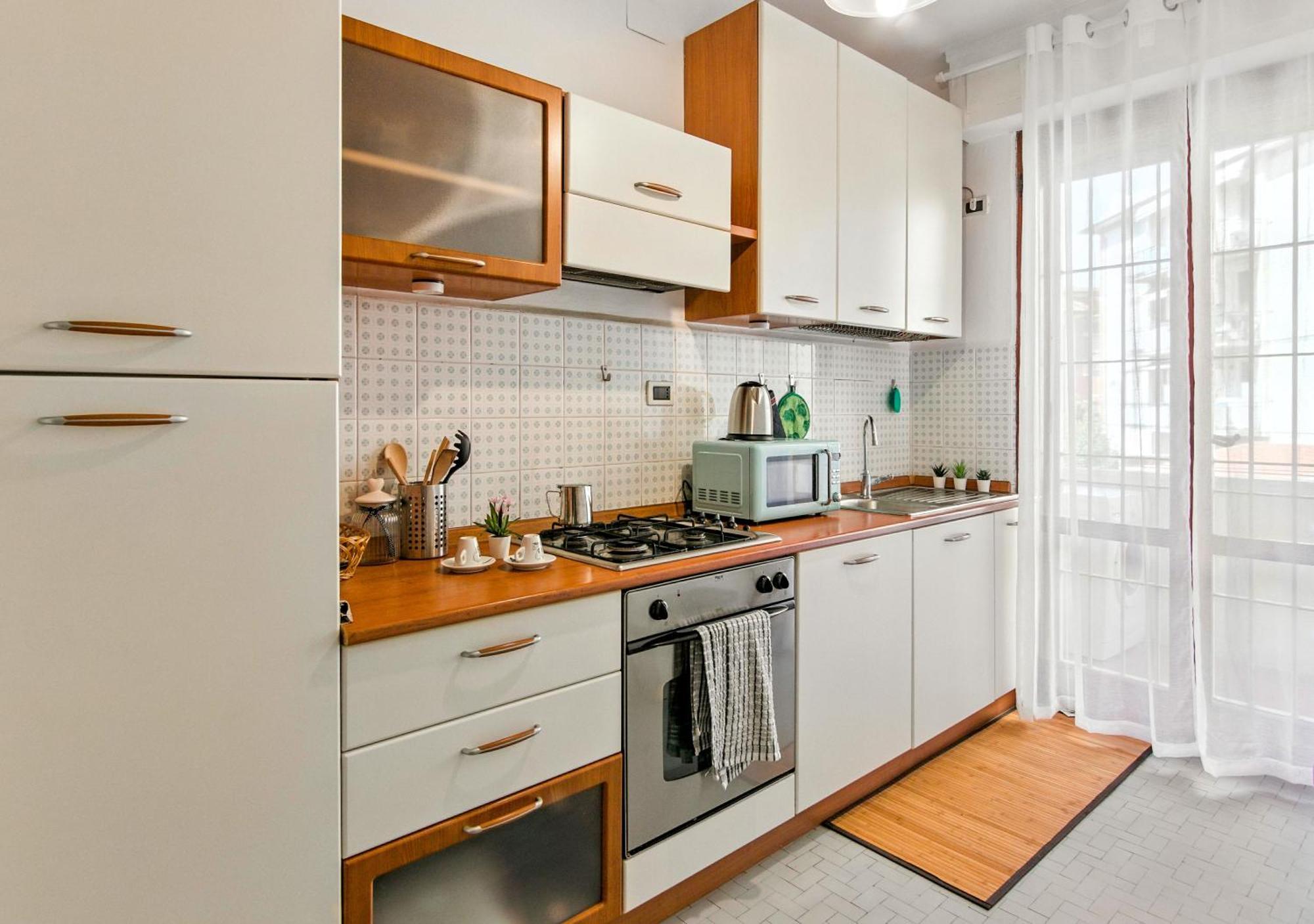 Landi 3 - 2 Con Balcone, Ascensore E Parcheggio Pisa