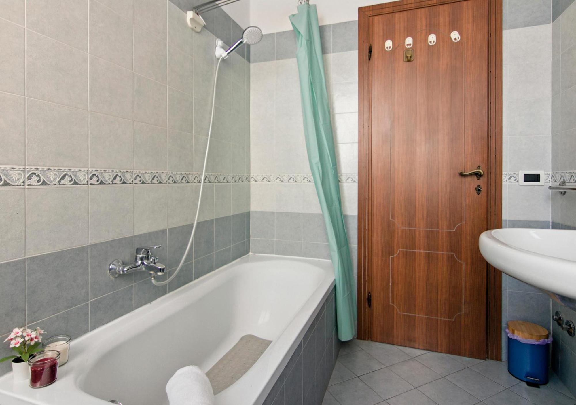 Apartment Landi 3 - 2 Con Balcone, Ascensore E Parcheggio