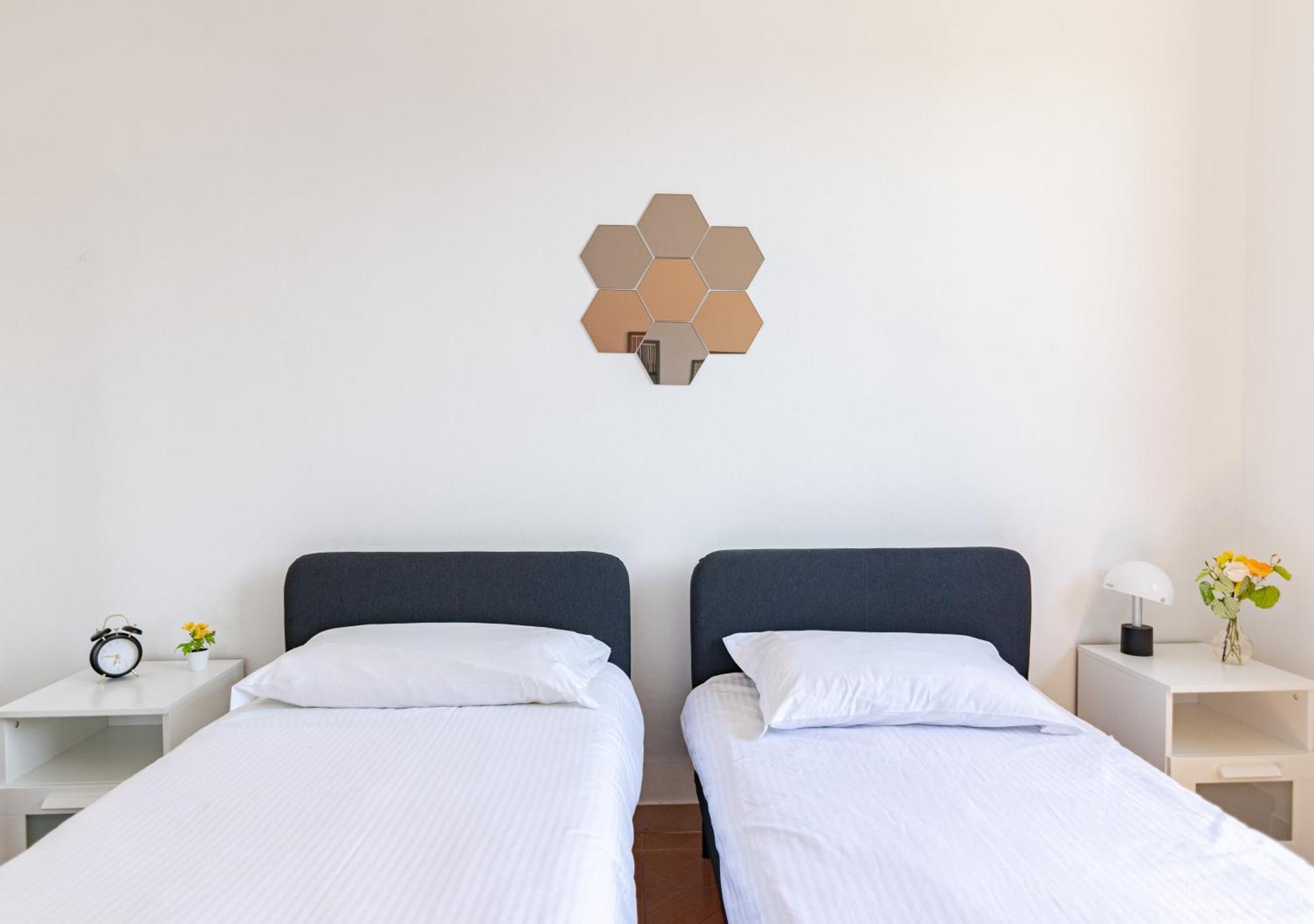 Attico 2 Balcone Parcheggi Gratis Ascensore Apartamento *