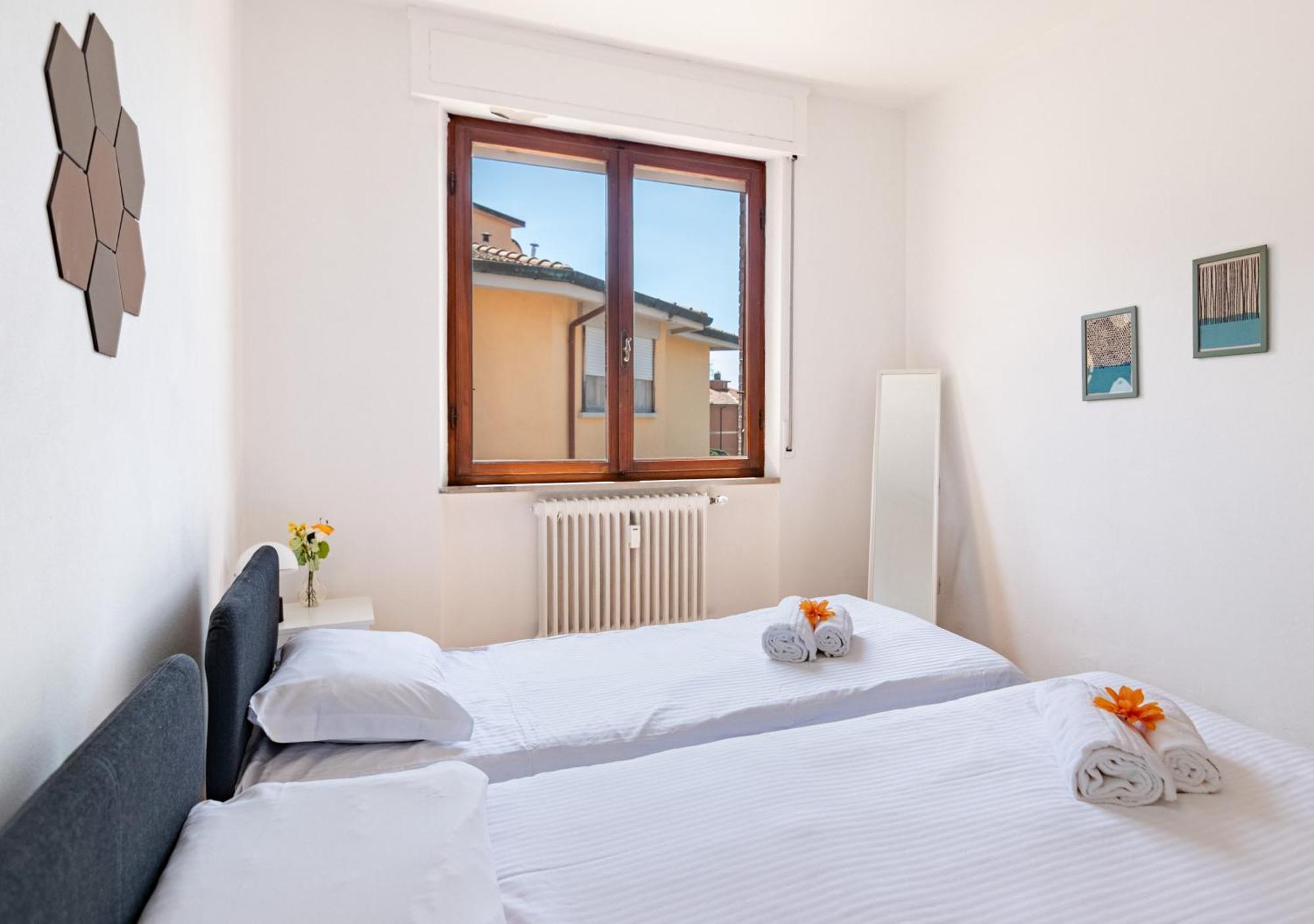 Attico 2 Balcone Parcheggi Gratis Ascensore * Pisa