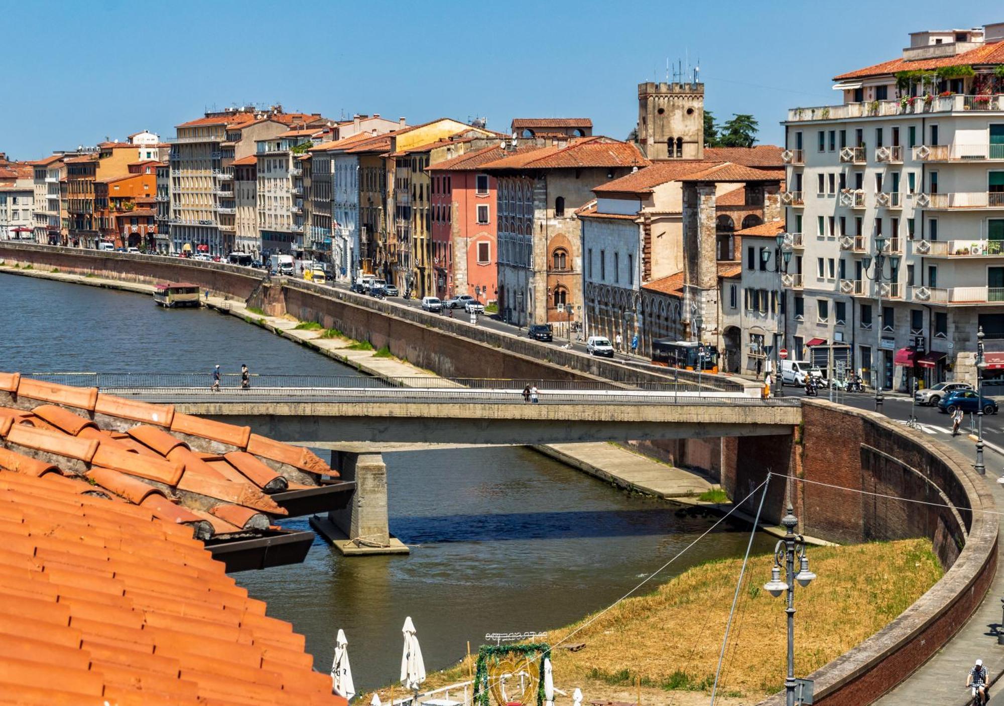 Appartamento Attico Terrazza Vista Panoramica Lungarni Pisani